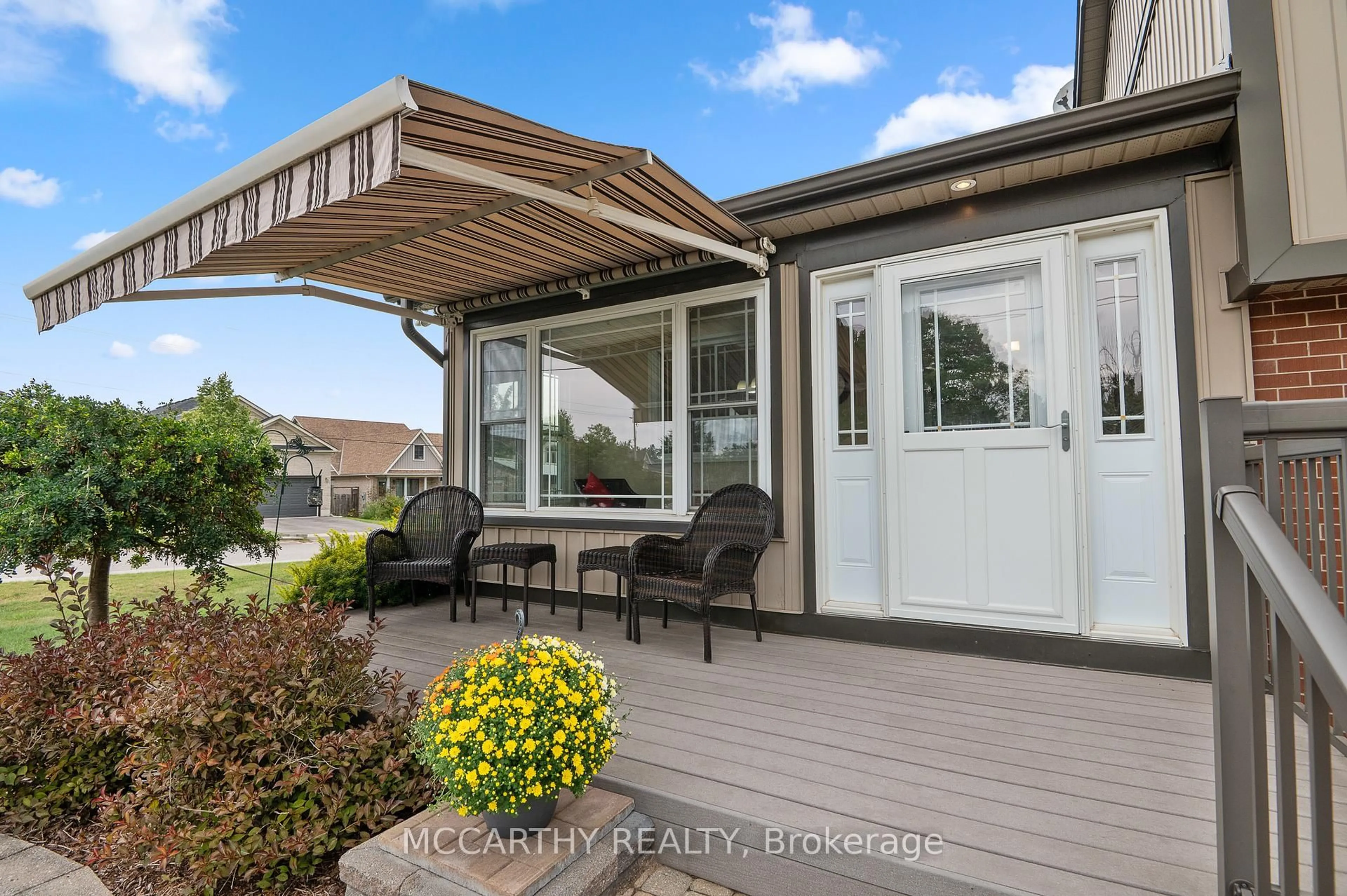 Patio, street for 140 Ann St, Shelburne Ontario L9V 2W5