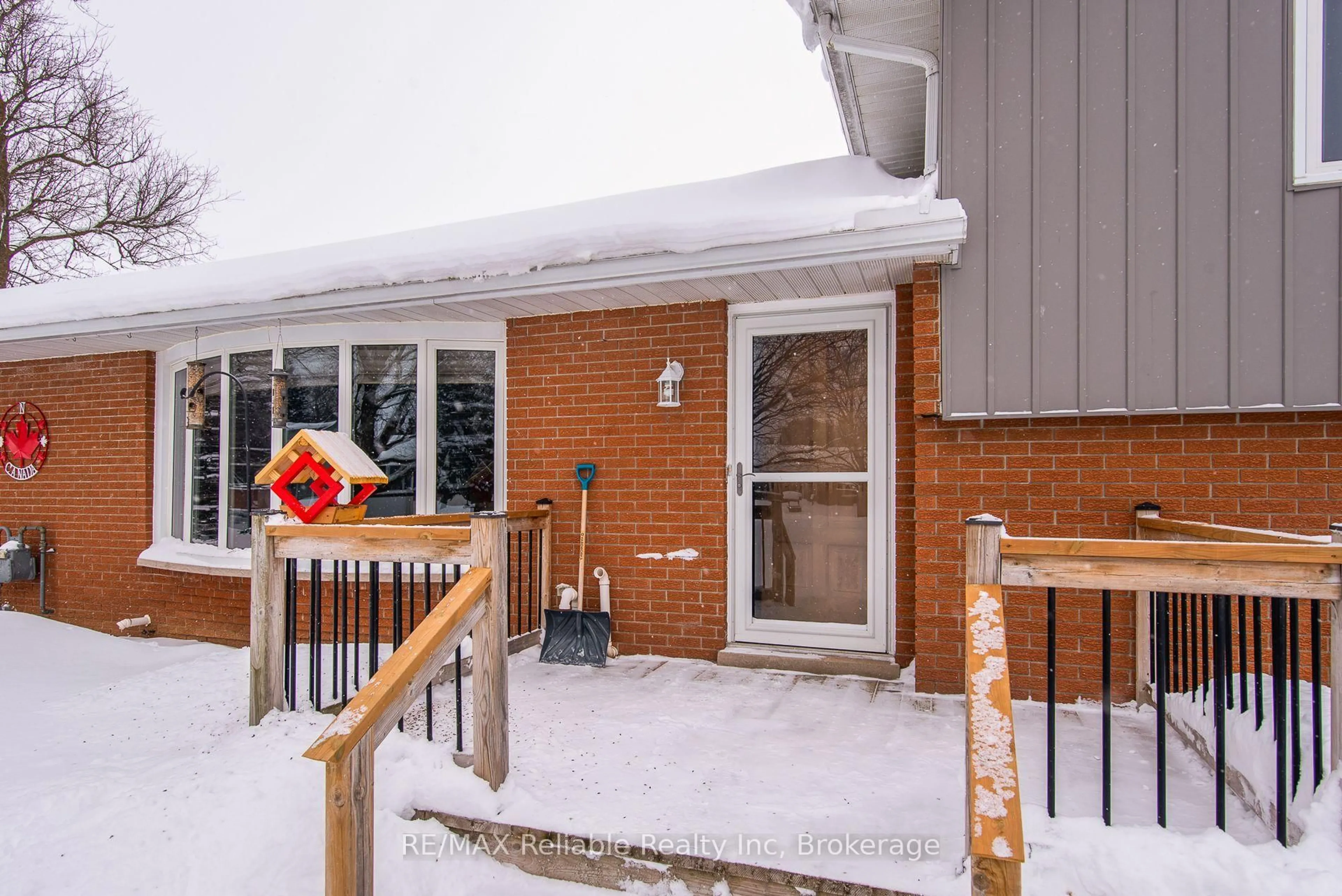 Unknown for 244 Elizabeth St, Central Huron Ontario N0M 2H0