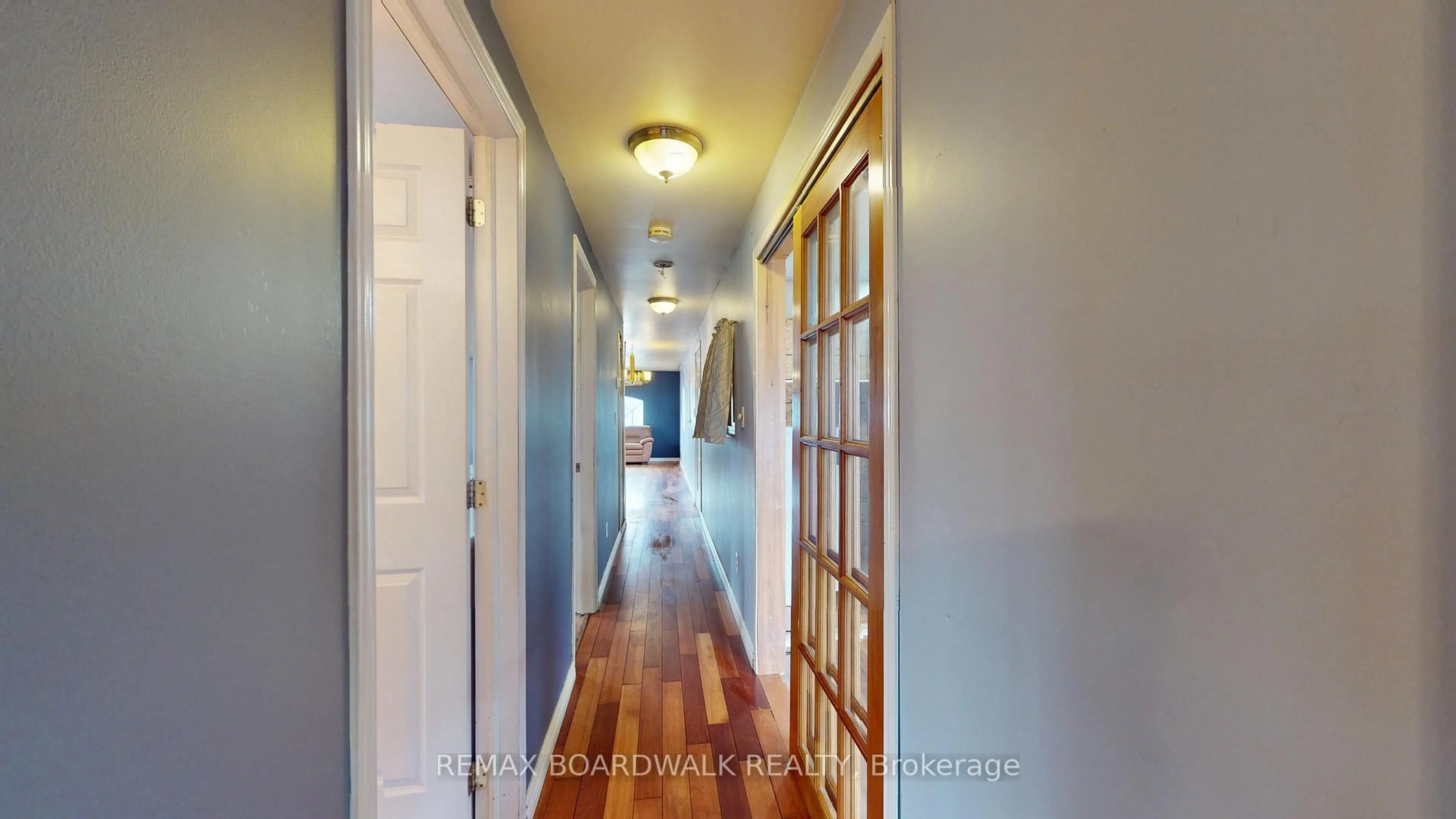 Indoor entryway for 25 County Road 31 #45, South Dundas Ontario K0C 1X0