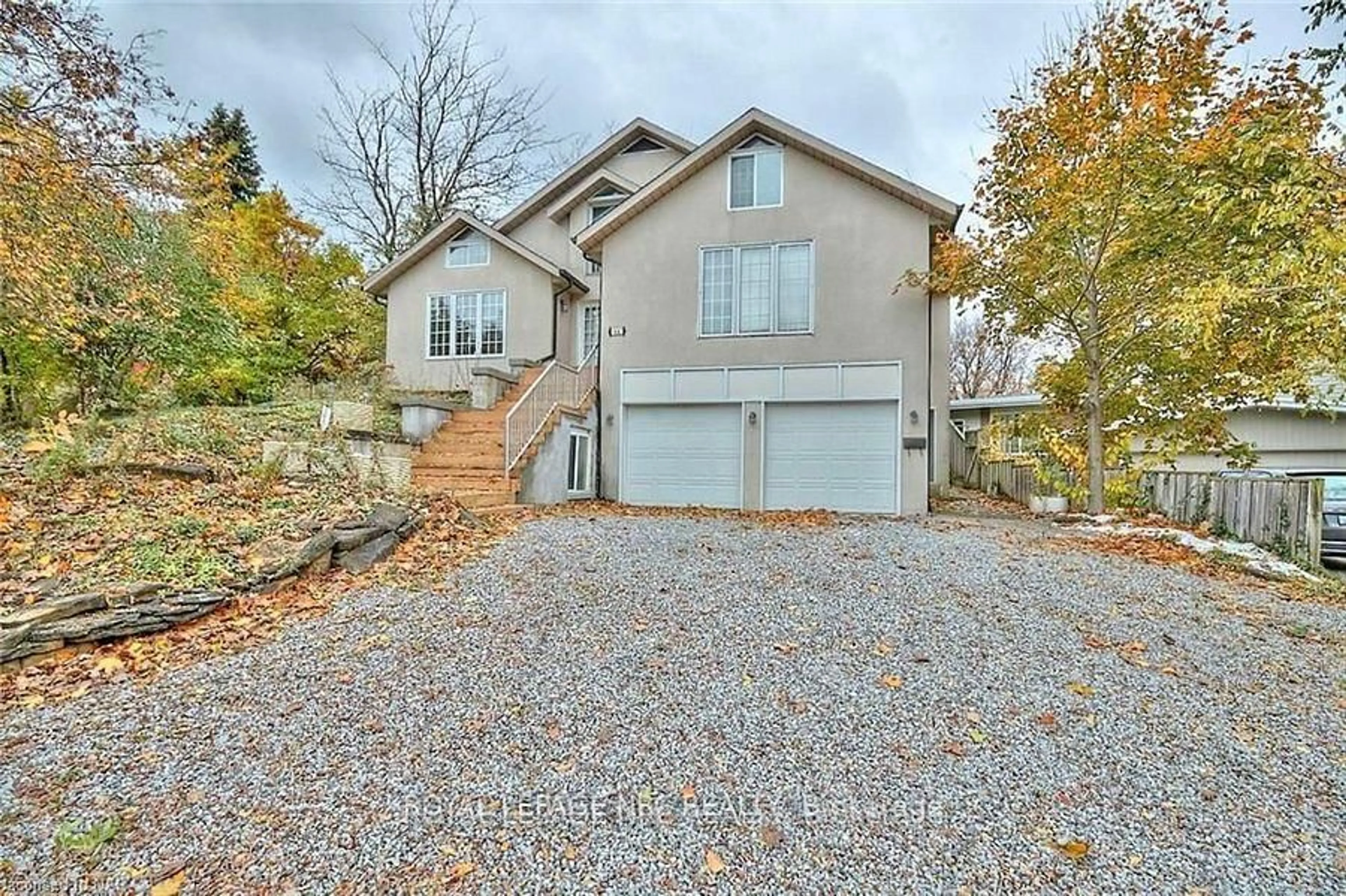 Home with brick exterior material, street for 6A Pearl Ann Dr, St. Catharines Ontario L2T 3B3