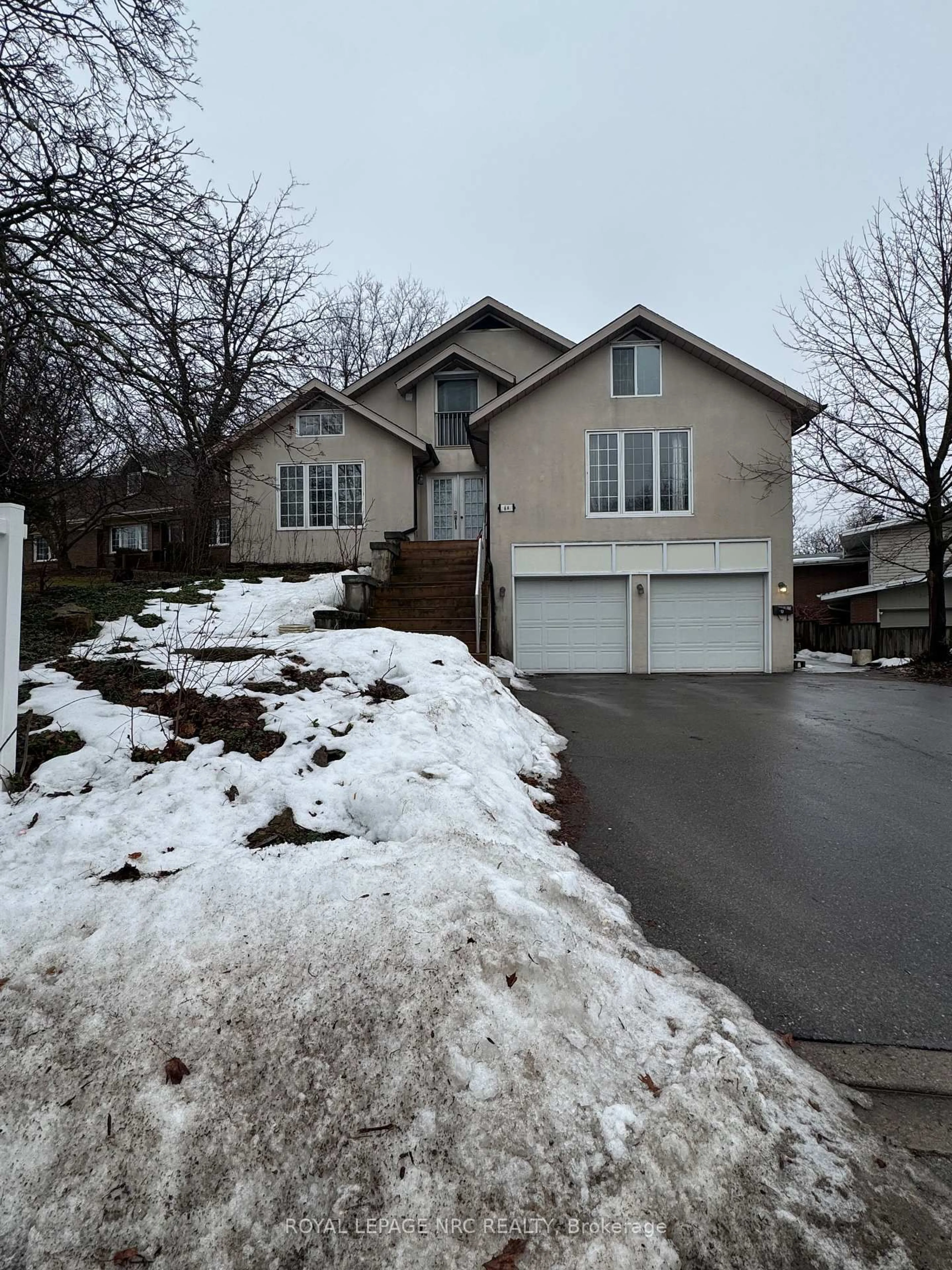 Unknown for 6A Pearl Ann Dr, St. Catharines Ontario L2T 3B3