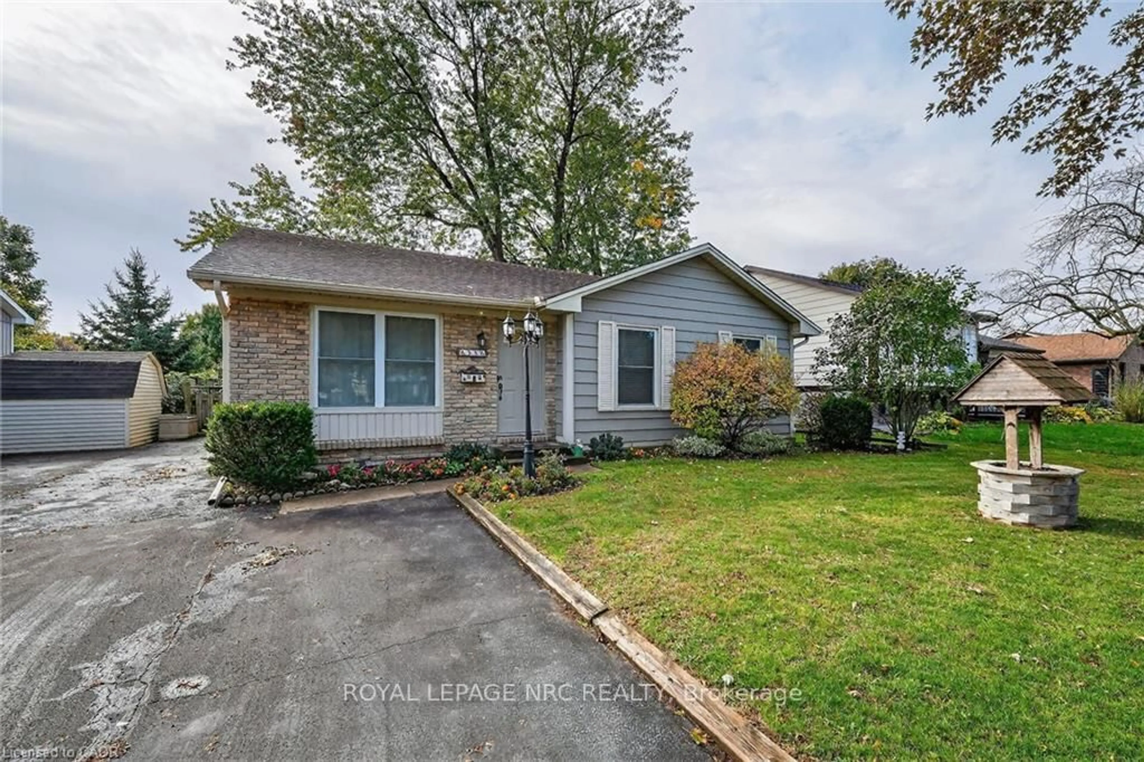 Unknown for 6556 Leawood Crt, Niagara Falls Ontario L2G 7C4