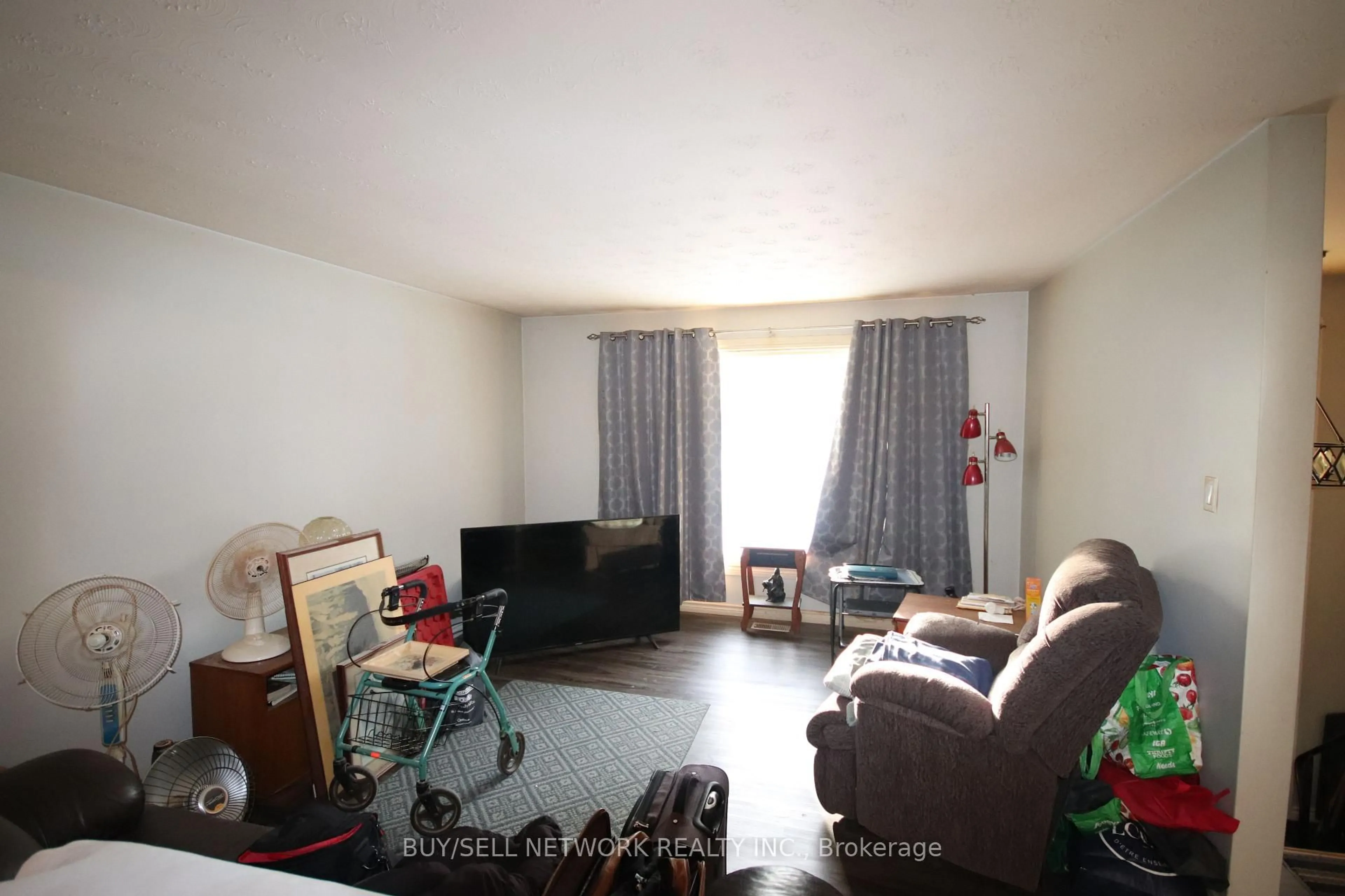 A pic of a room for 2131 Arborview Dr, Selwyn Ontario K0L 2H0
