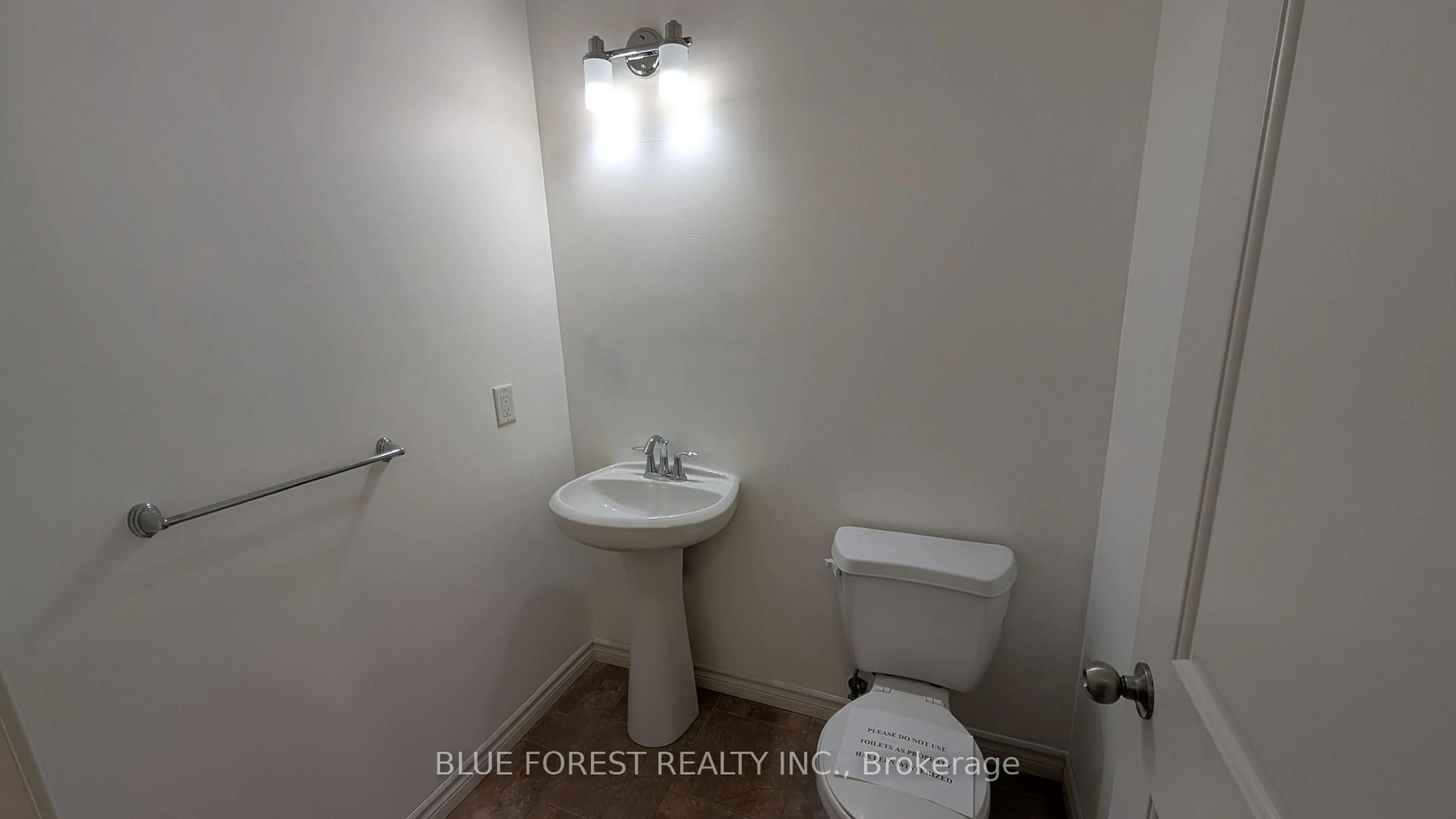 A pic of a room for 3309 Casson Way, London South Ontario N6L 0B9