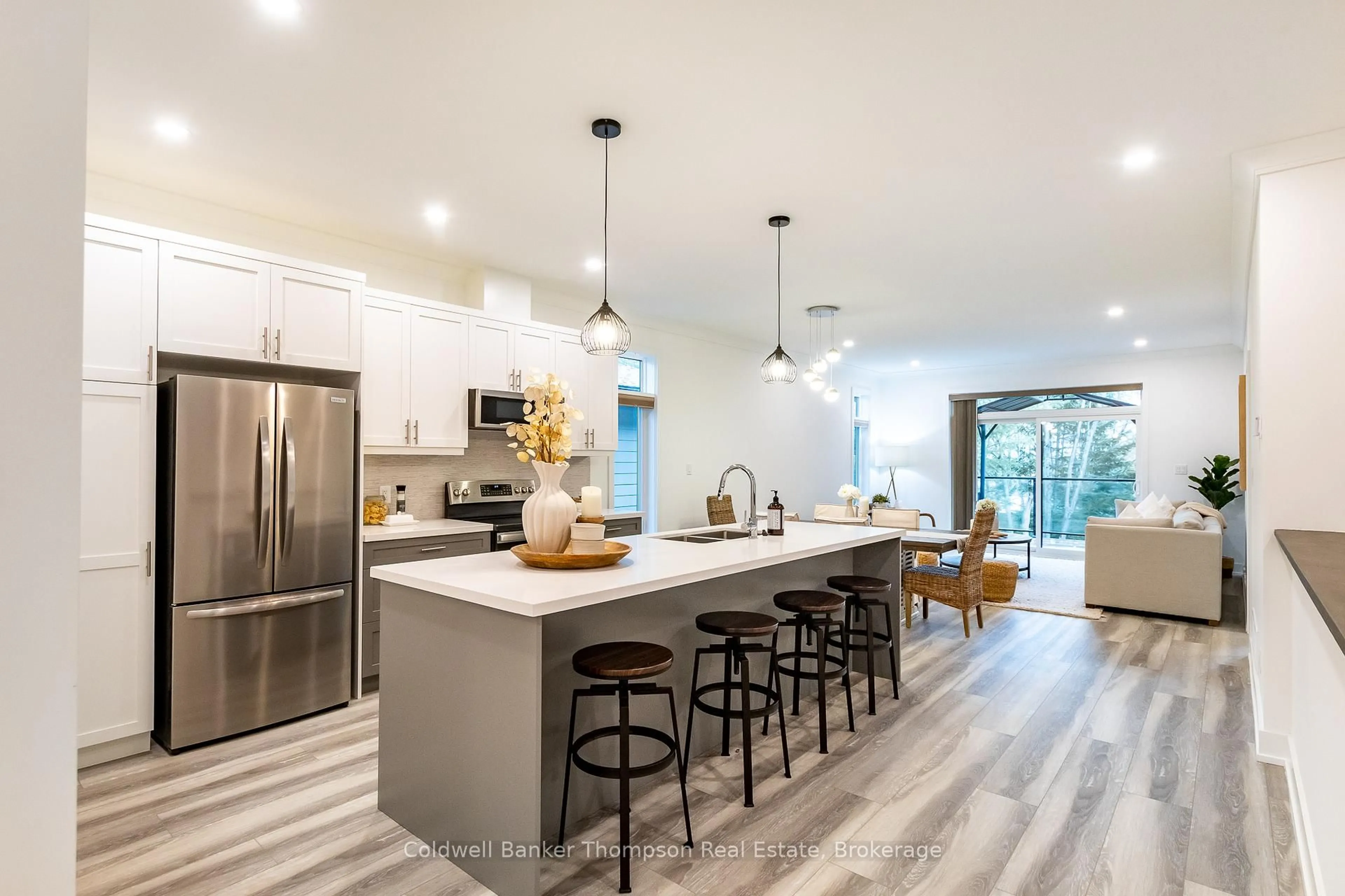 Open concept kitchen, unknown for 37 Jack St, Huntsville Ontario P1H 0G4