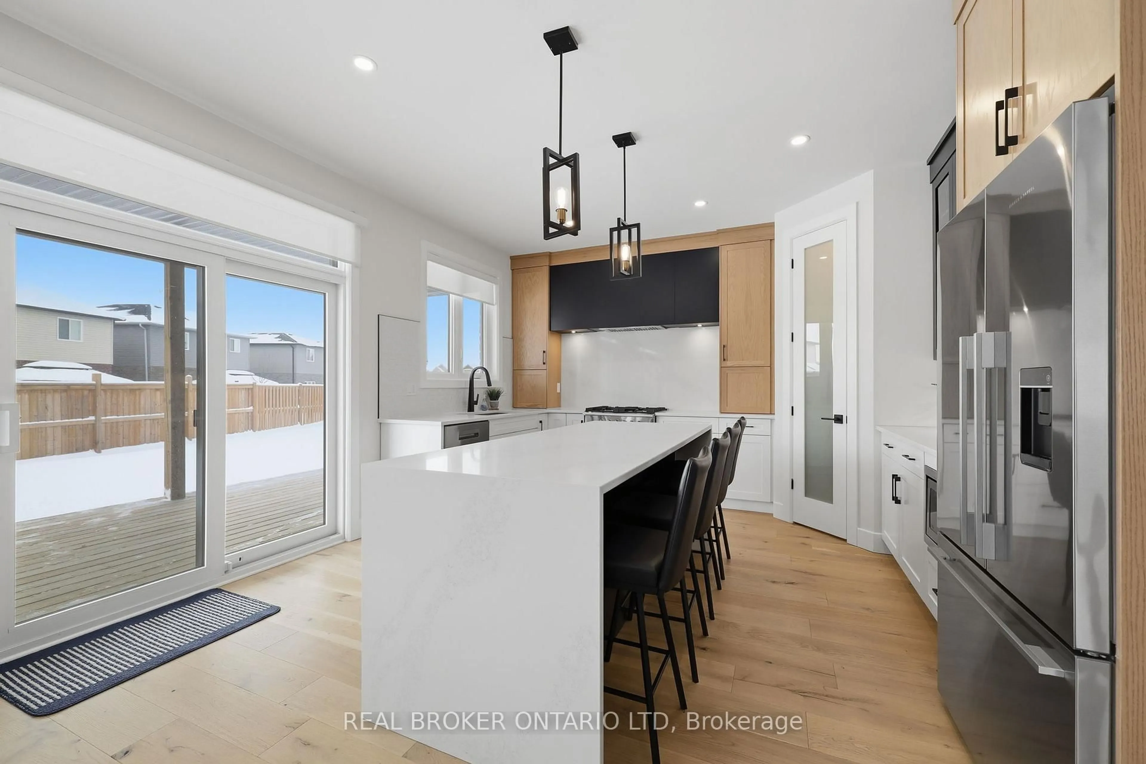 Open concept kitchen, unknown for 1600 Medway Park Dr, London North Ontario N6G 3W1