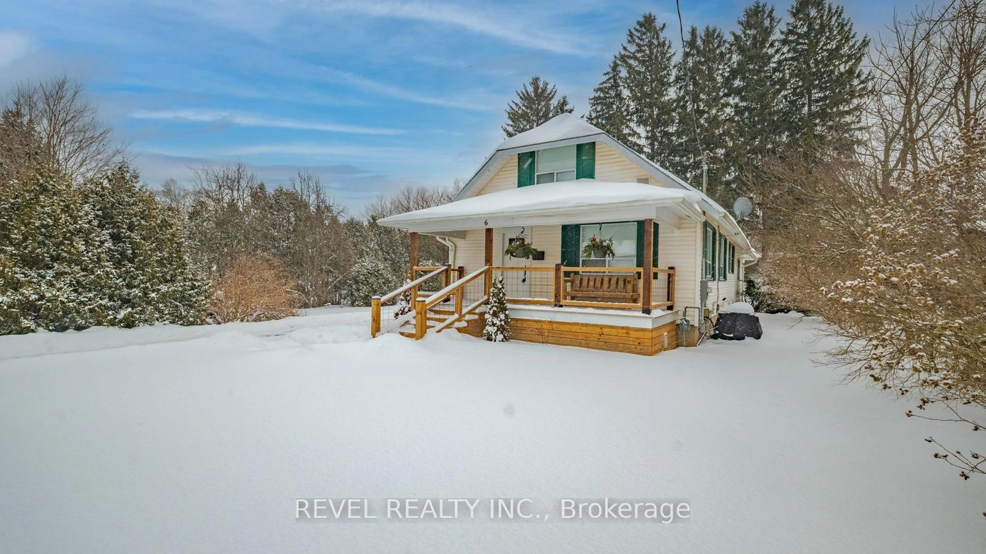 A pic from outside/outdoor area/front of a property/back of a property/a pic from drone, unknown for 6 Decou Rd, Norfolk Ontario N3Y 1A6