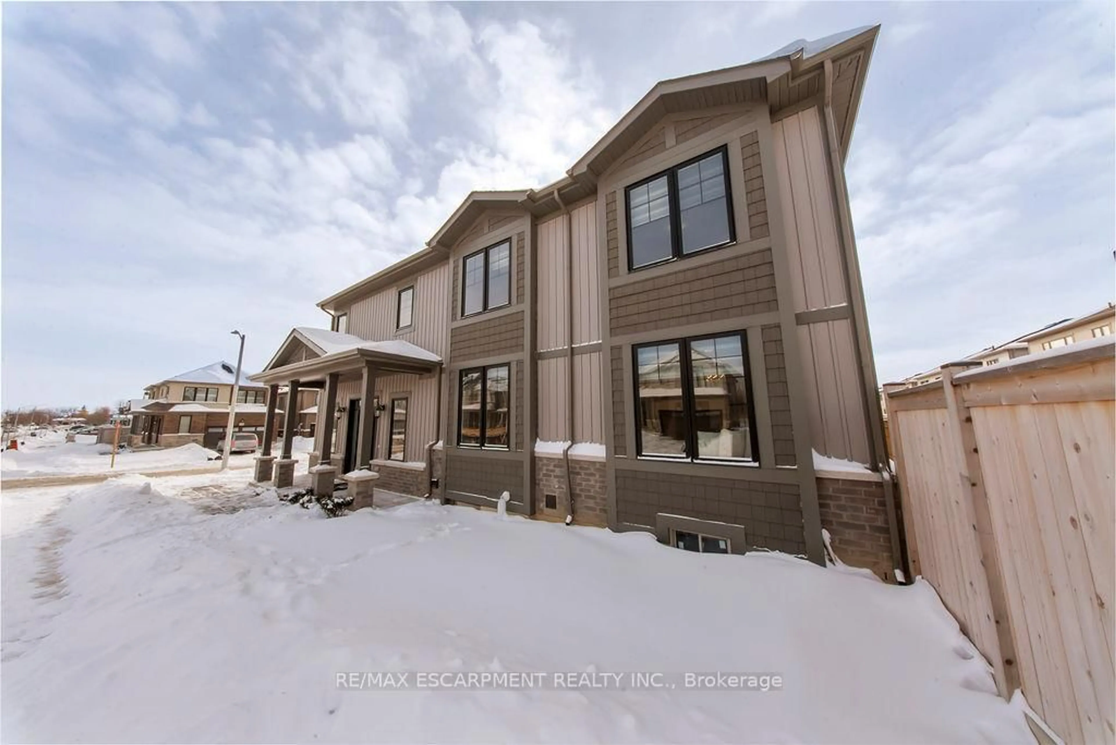 Unknown for 175 BLACKBIRD Way, Hamilton Ontario L0R 1W0