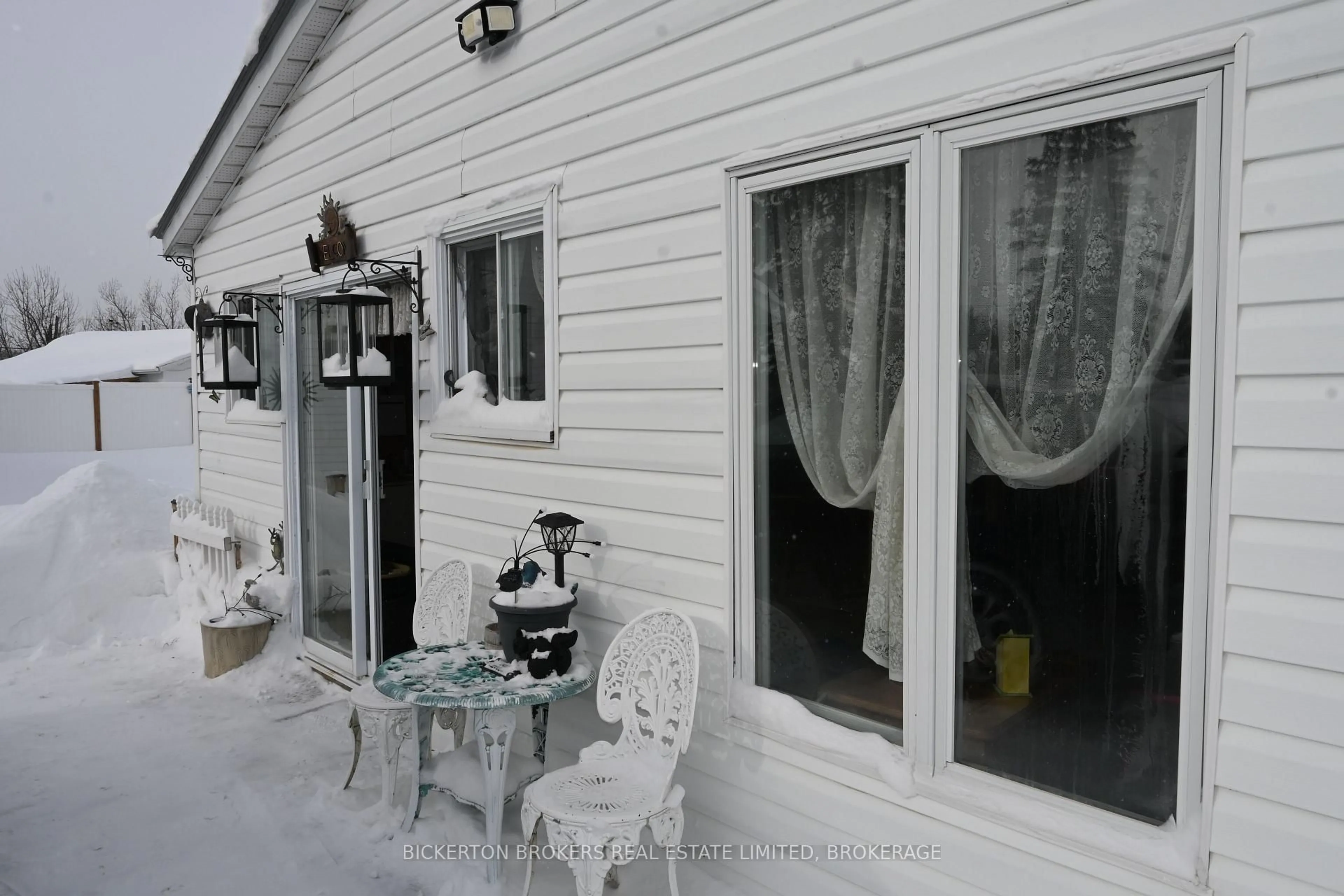 Patio, street for 248 Cemetery Rd, Gananoque Ontario K7G 1V7