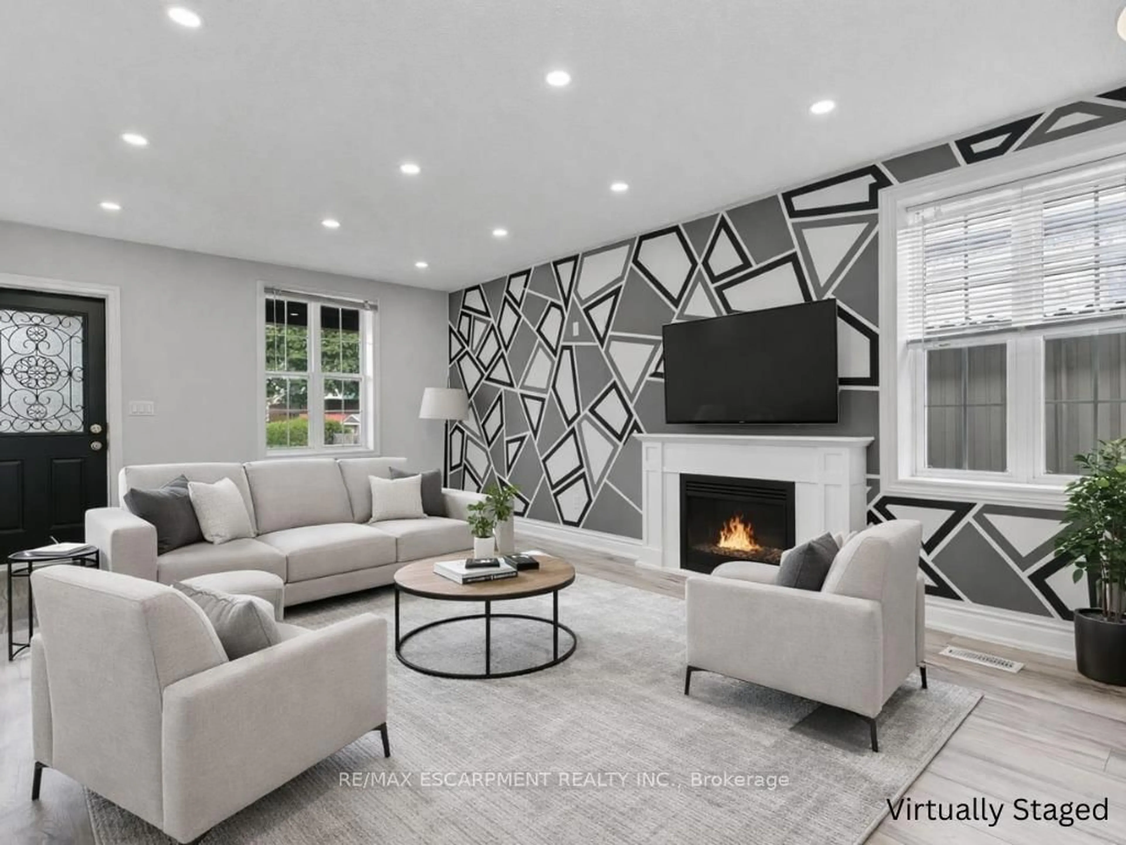 Living room with furniture, unknown for 54 Craigmiller Ave, Hamilton Ontario L8L 3J1