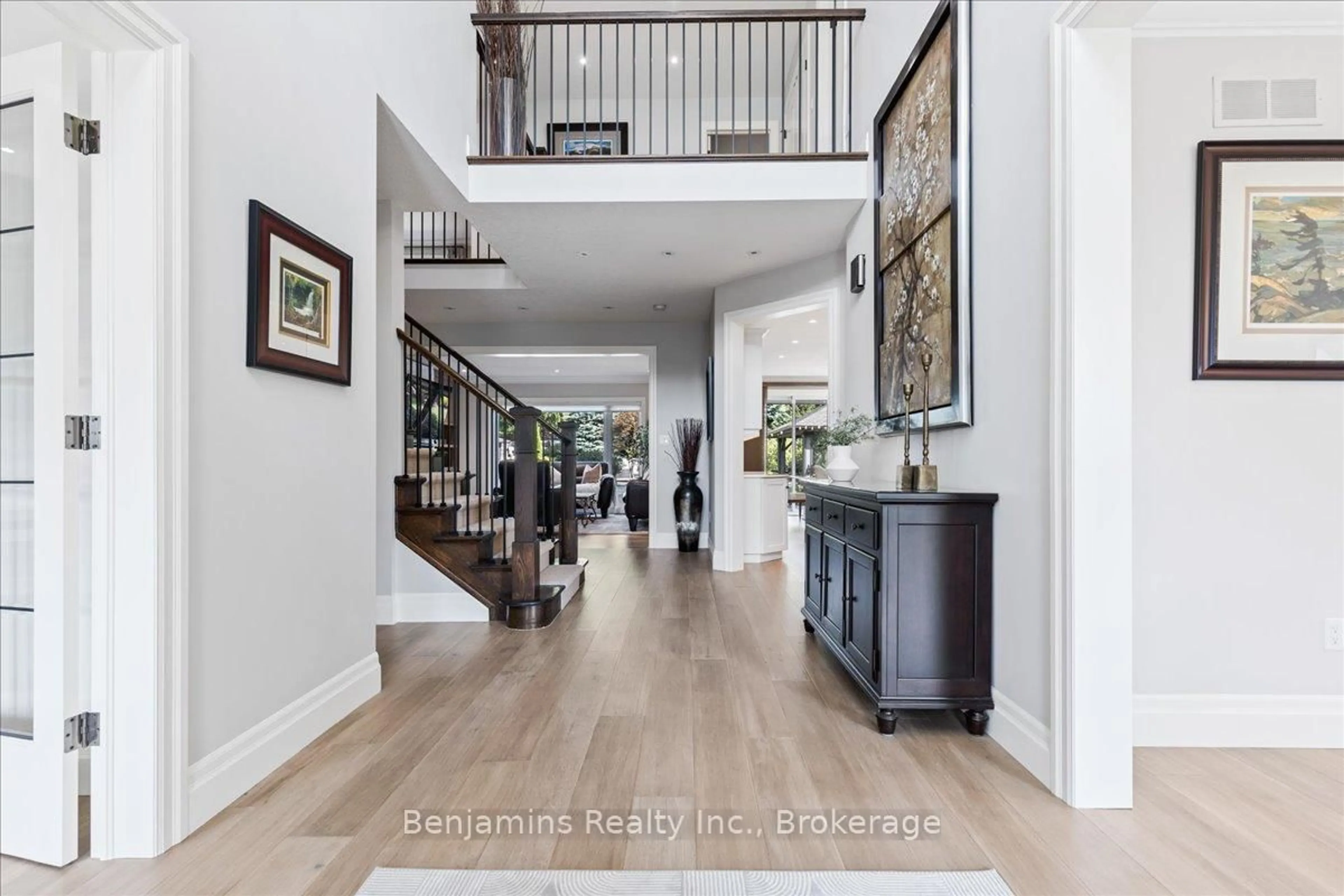 Indoor entryway for 237 River Birch St, Kitchener Ontario N2C 2V3