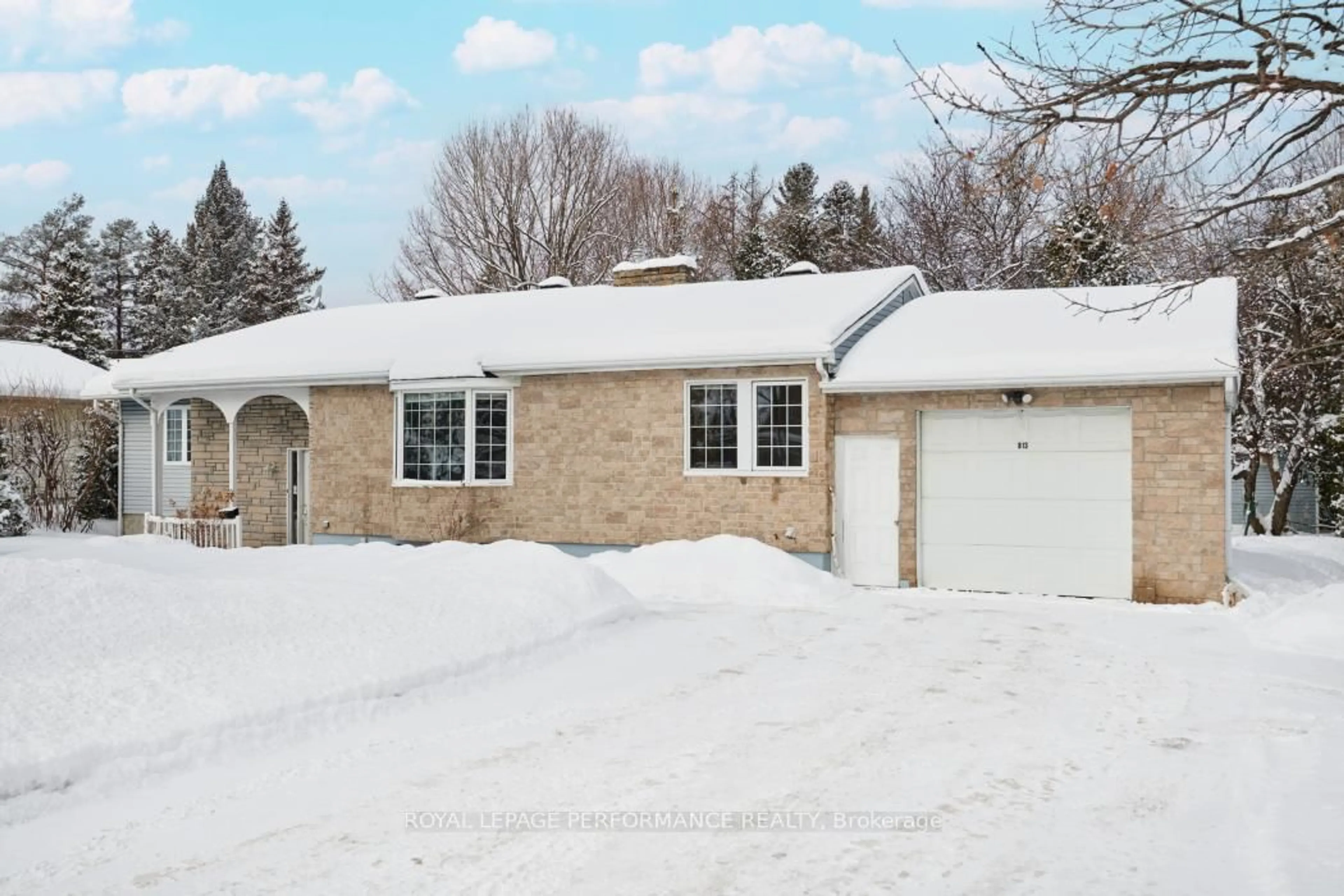 Unknown for 813 Walkley Rd, Ottawa Ontario K1V 6R6