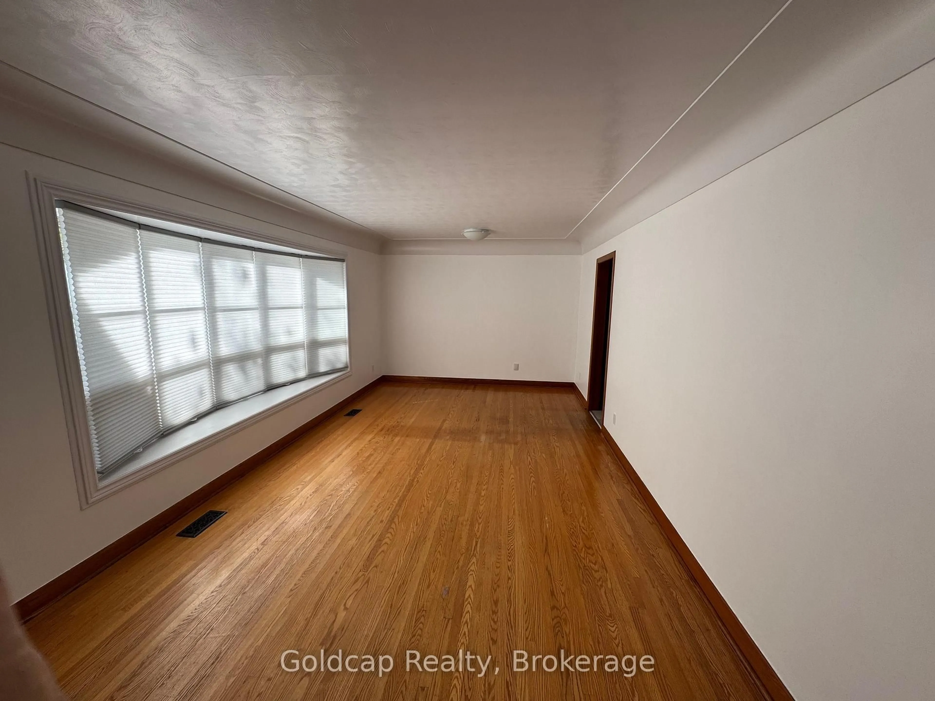 A pic of a room for 7 Skov Cres, Guelph Ontario N1E 4B6