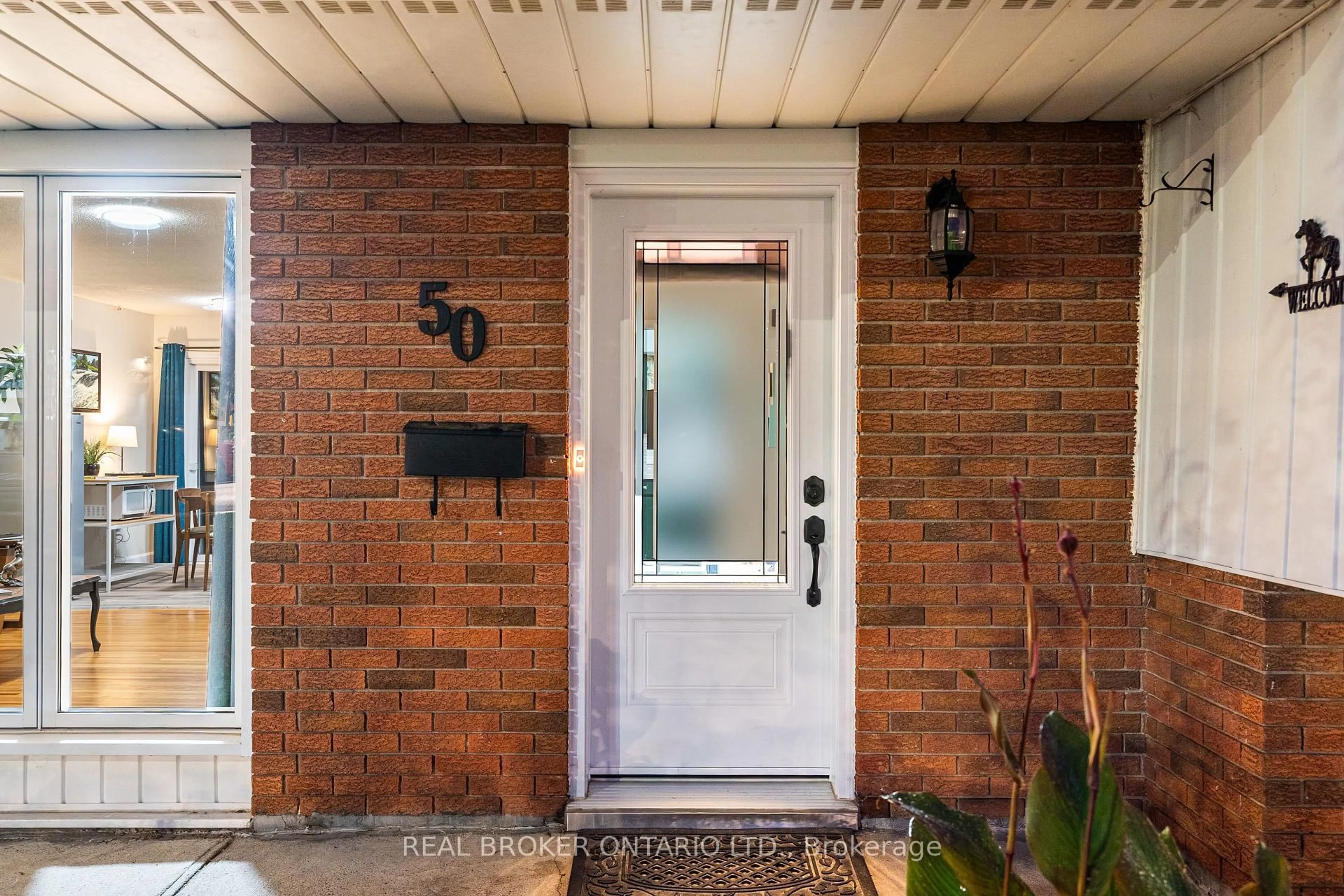 Indoor entryway for 50 Neelin St, Carleton Place Ontario K7C 2J7