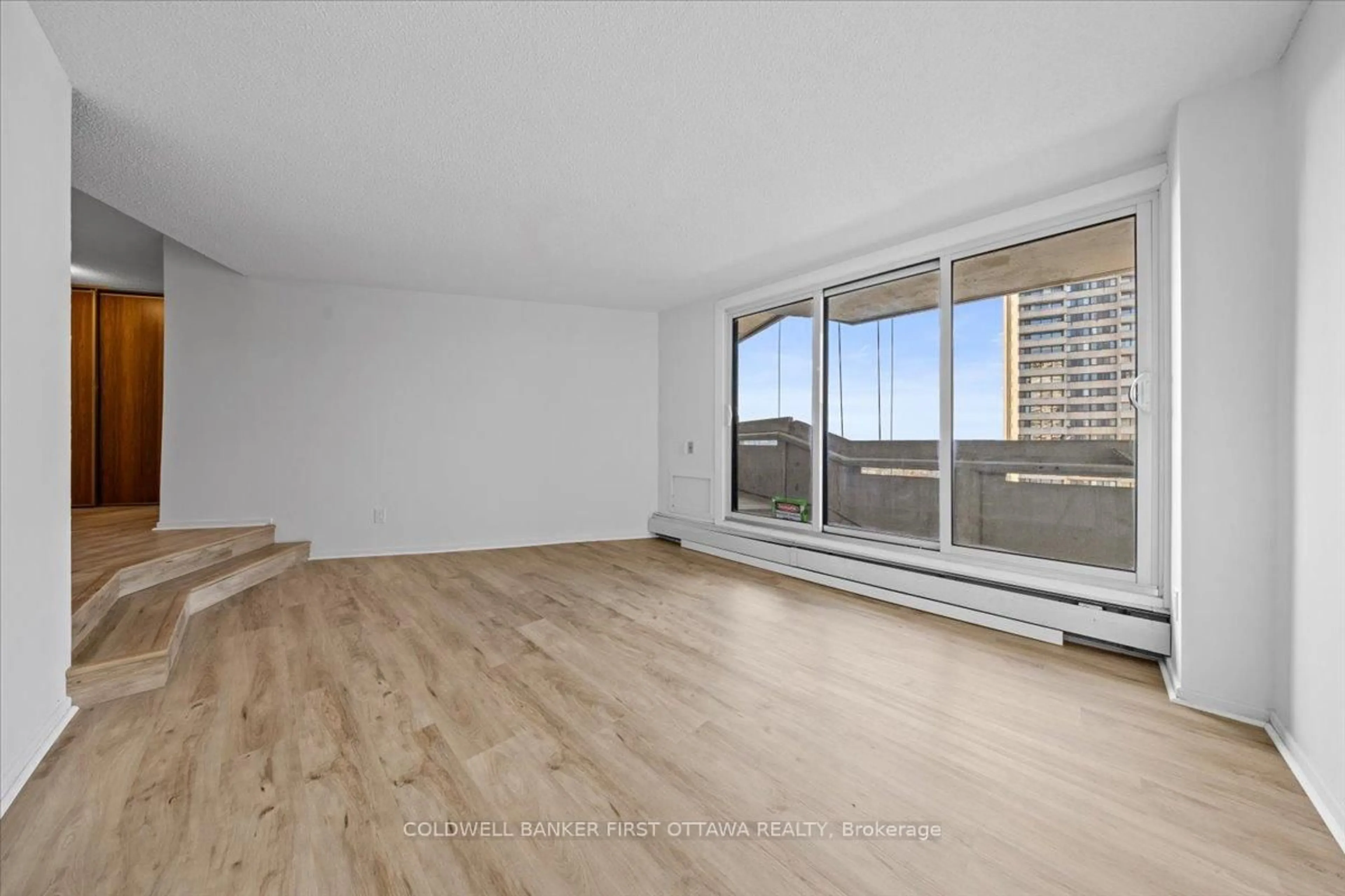 A pic of a room for 1171 AMBLESIDE Dr #808, Ottawa Ontario K2B 8E1