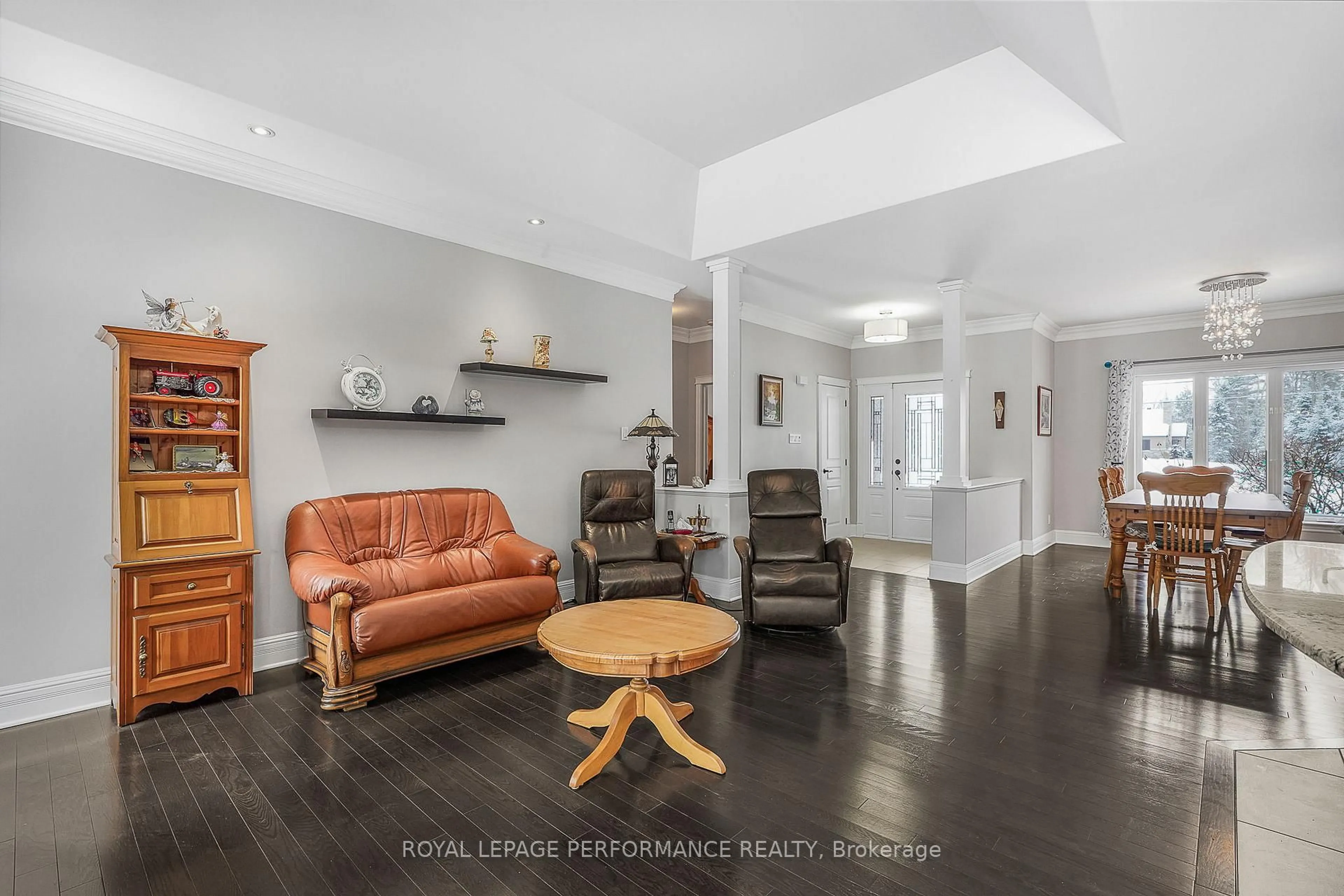 Living room with furniture, wood/laminate floor for 501 Du Parc Rd, Champlain Ontario K0B 1K0