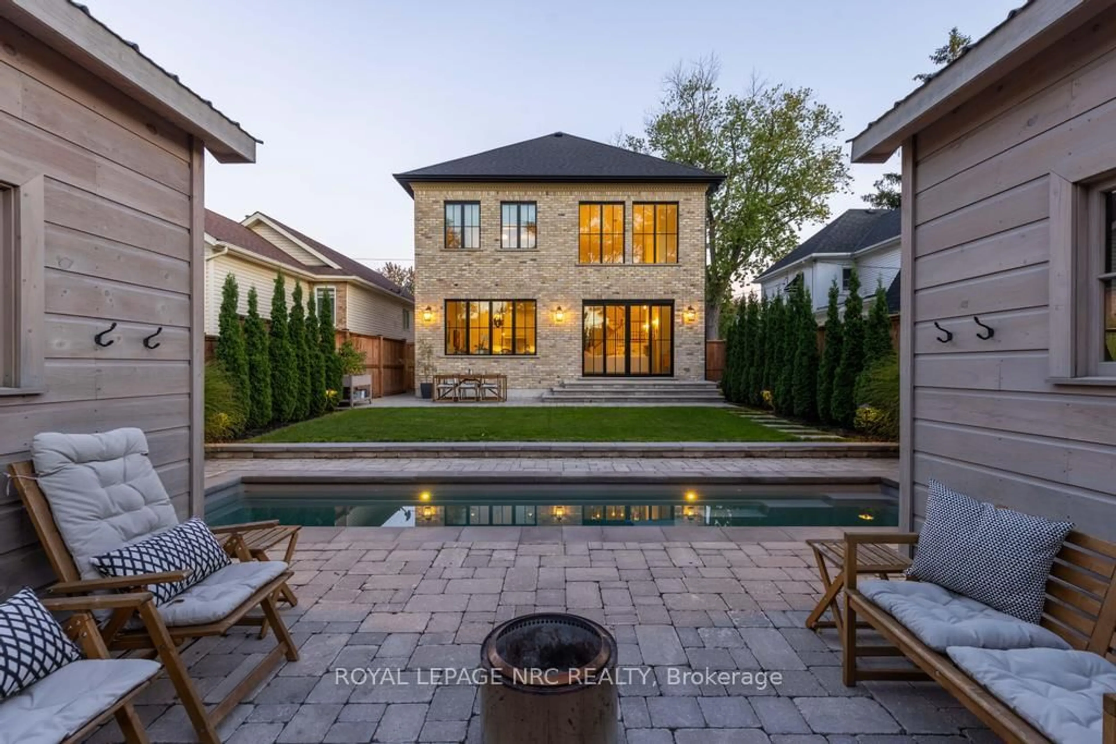 Patio, street for 166 Dalhousie Ave, St. Catharines Ontario L2N 4X7