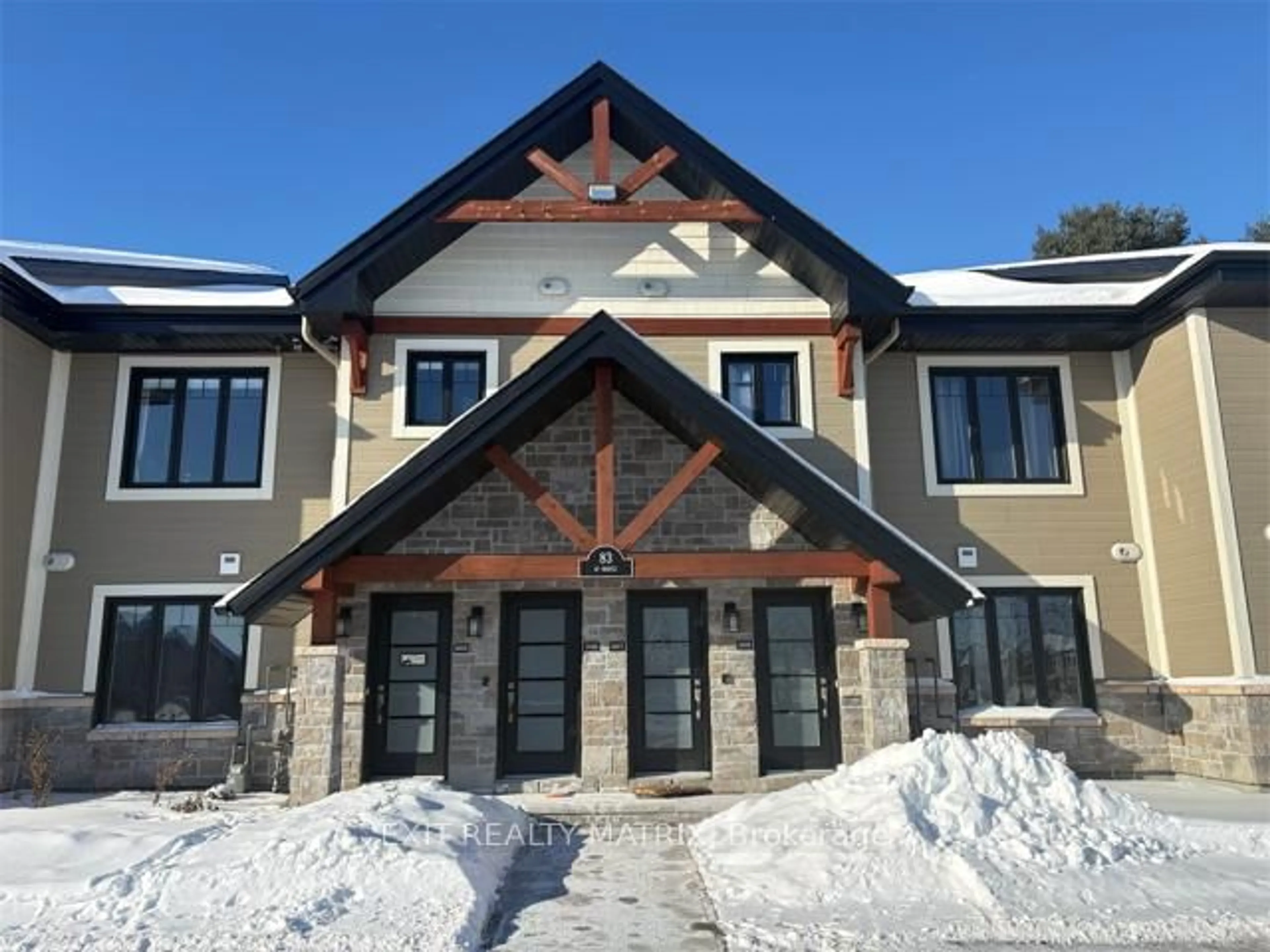 Unknown for 83 St Moritz Terr #9, Russell Ontario K0A 1W0