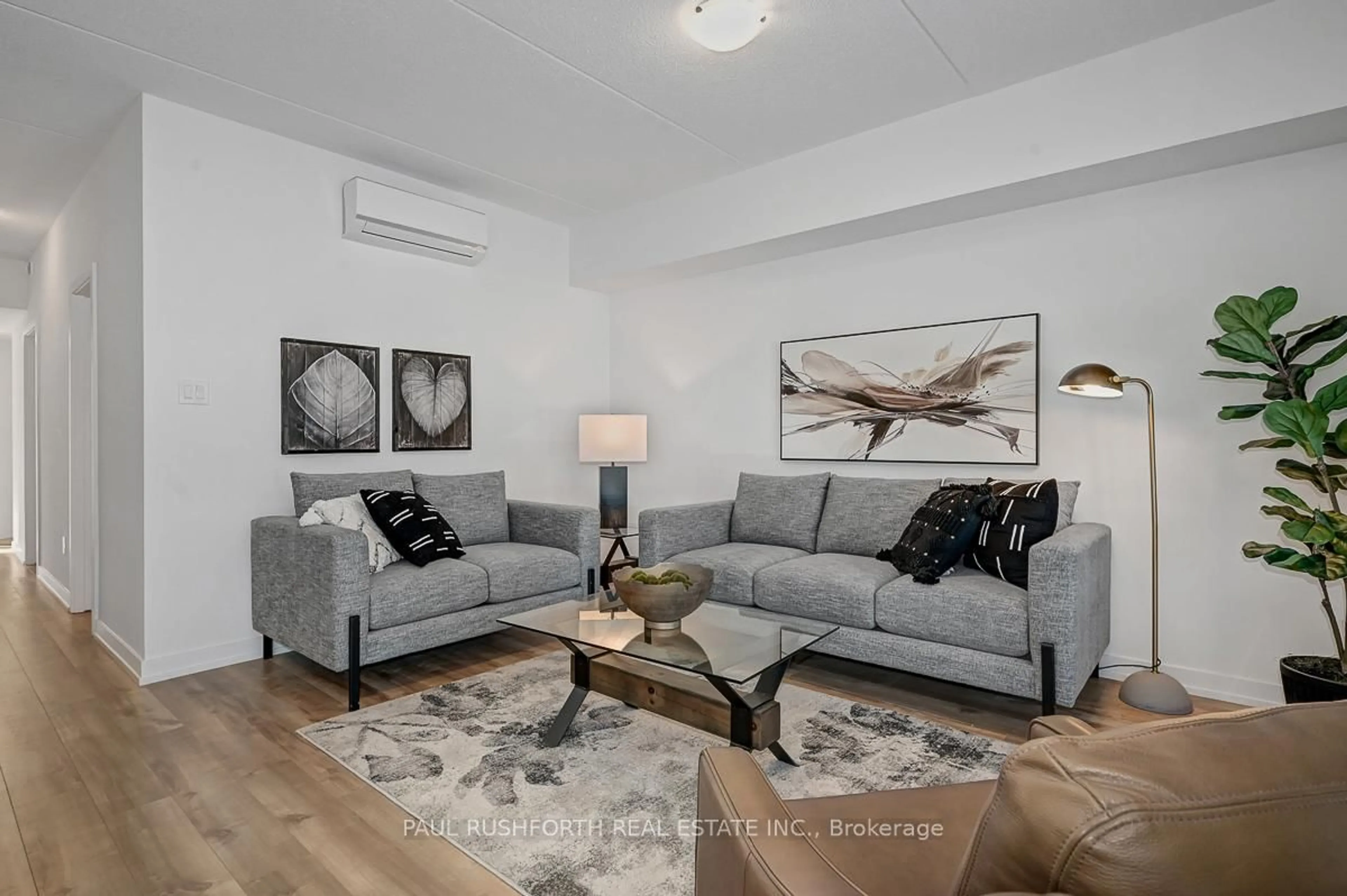 Living room with furniture, unknown for 310 MONTEE OUTAOUAIS St #208, Clarence-Rockland Ontario K4K 1G2