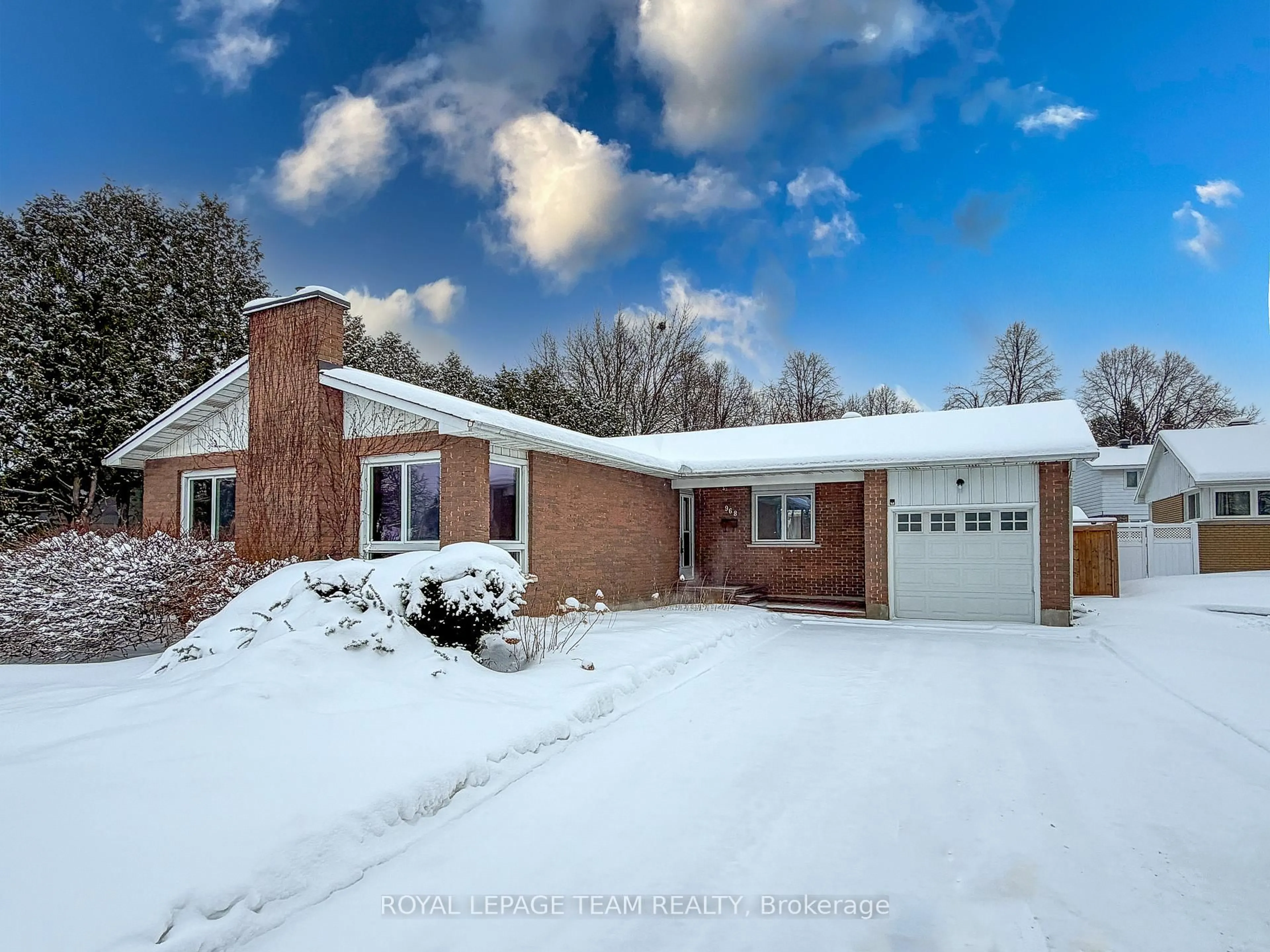 Home with brick exterior material, street for 968 Walkley Rd, Ottawa Ontario K1V 6R3