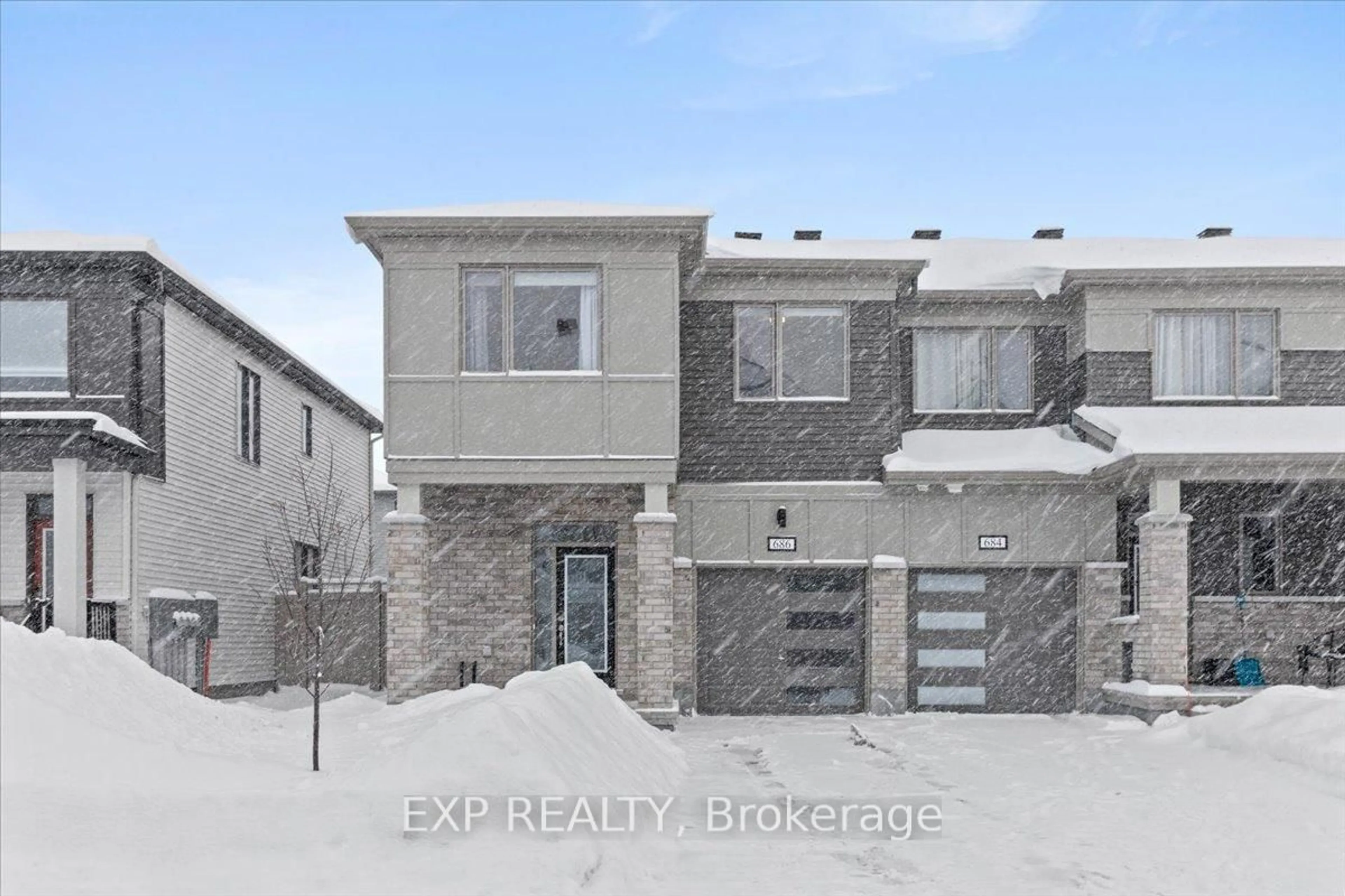 Unknown for 686 Quilter Row #307, Richmond Ontario K0A 2Z0