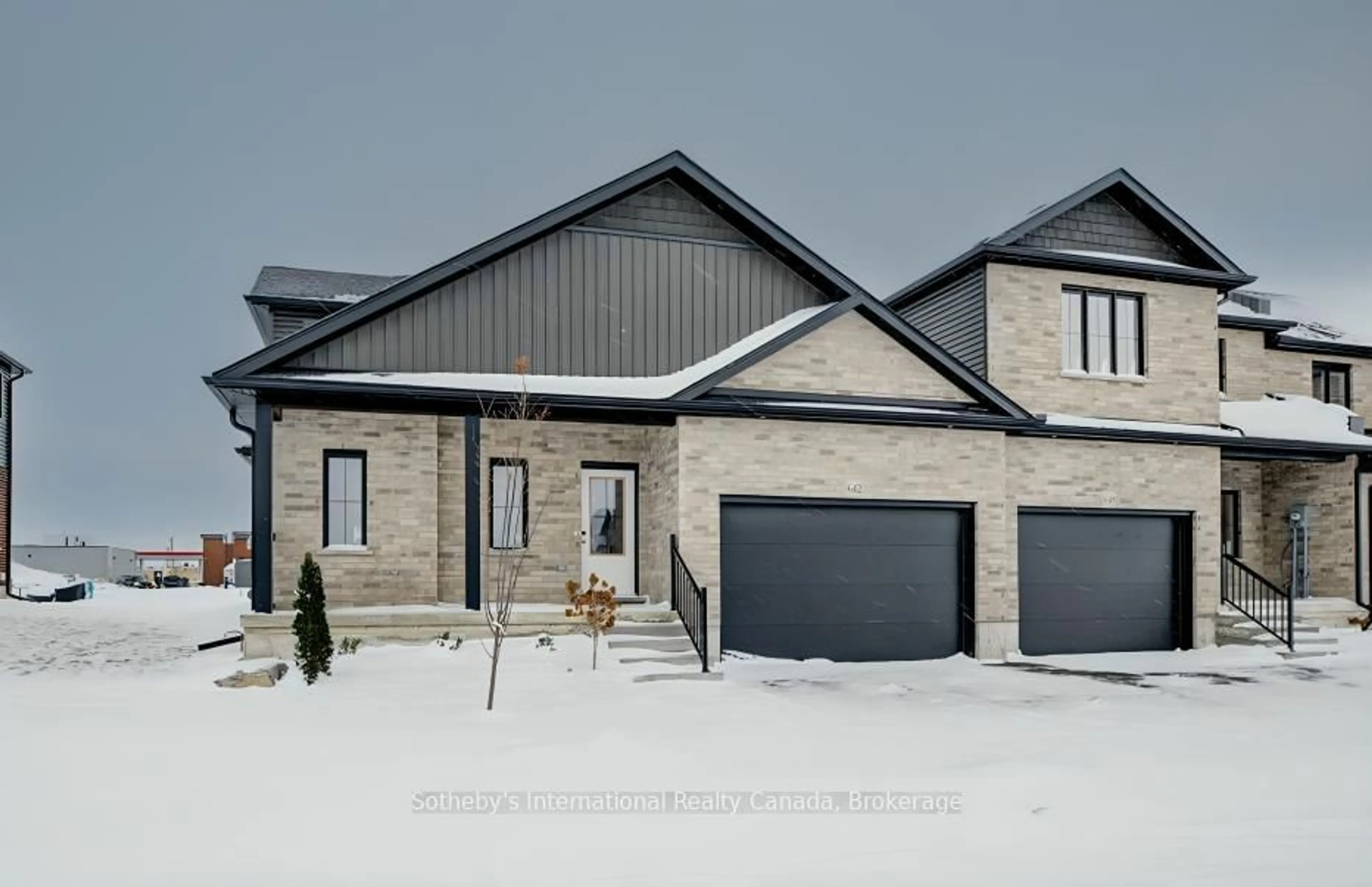 Home with brick exterior material, street for 672 Wray Ave, North Perth Ontario N4W 3K9