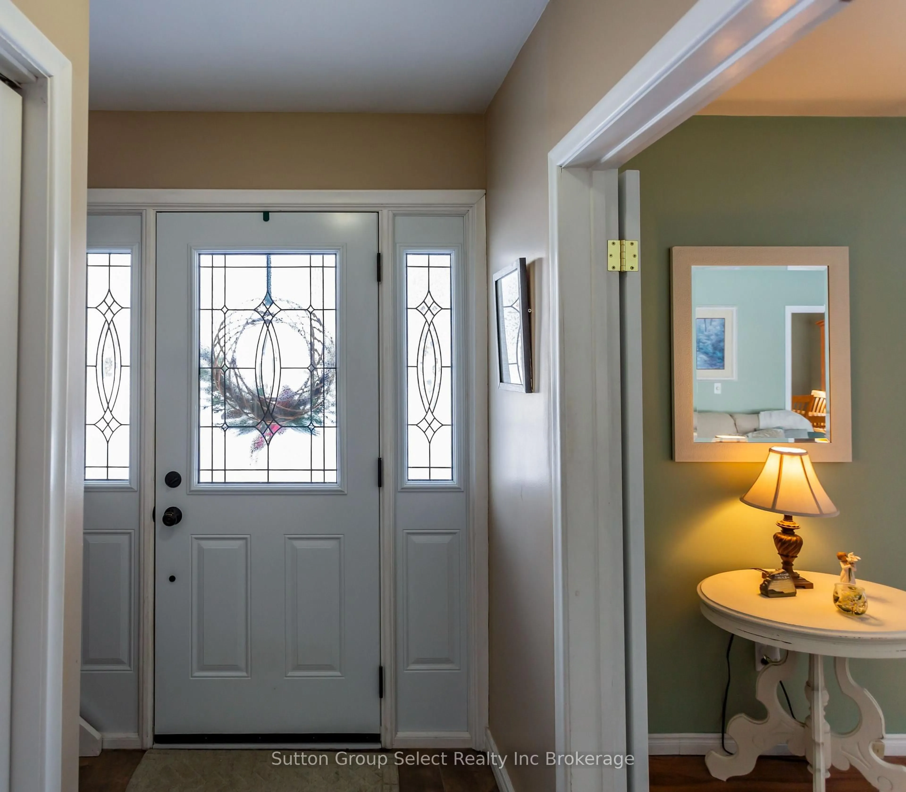 Indoor entryway for 45 Northland Cres, Woodstock Ontario N4S 6T4
