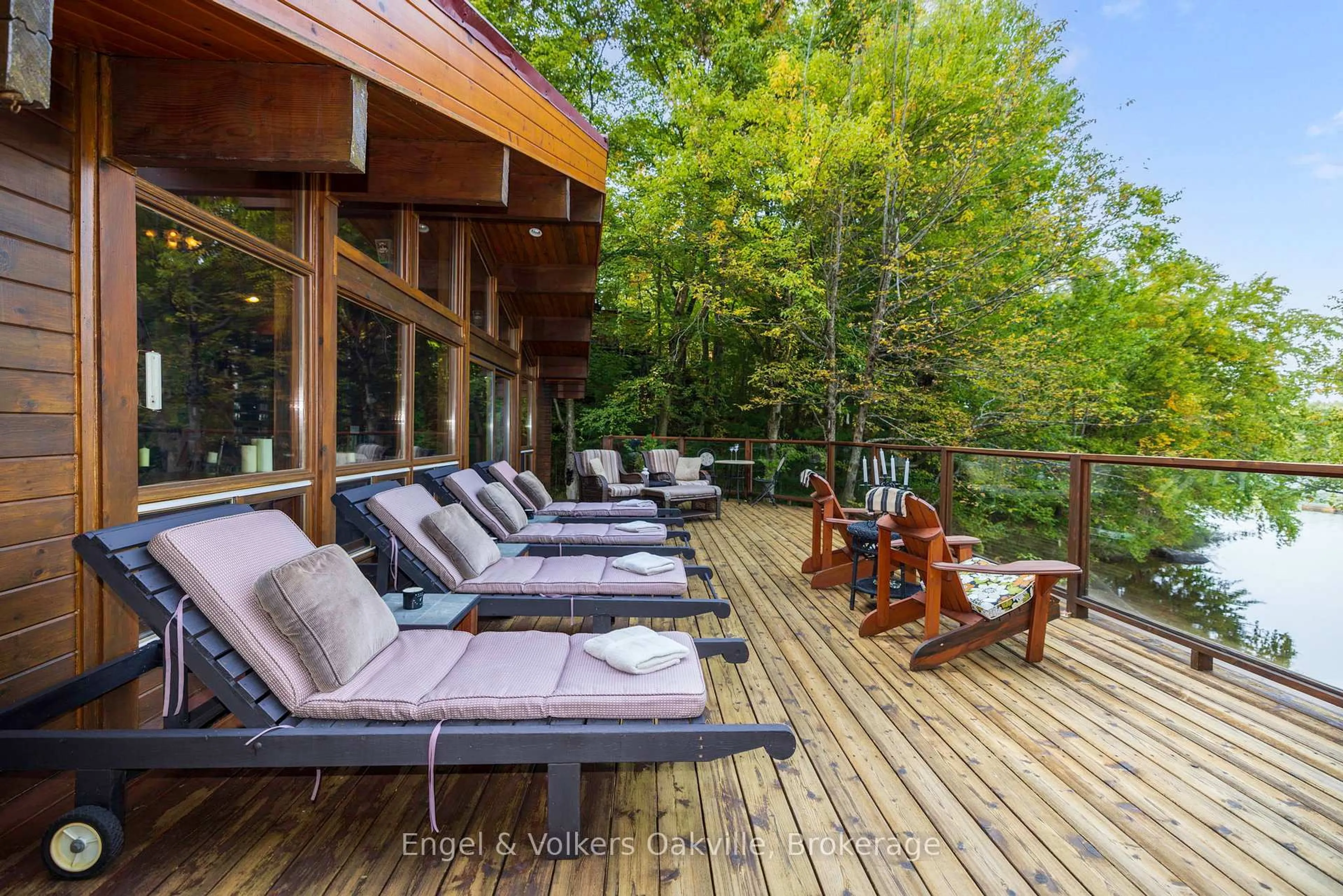 Patio, water/lake/river/ocean view for 87 Dayeo Dr, Georgian Bay Ontario P0C 1H0