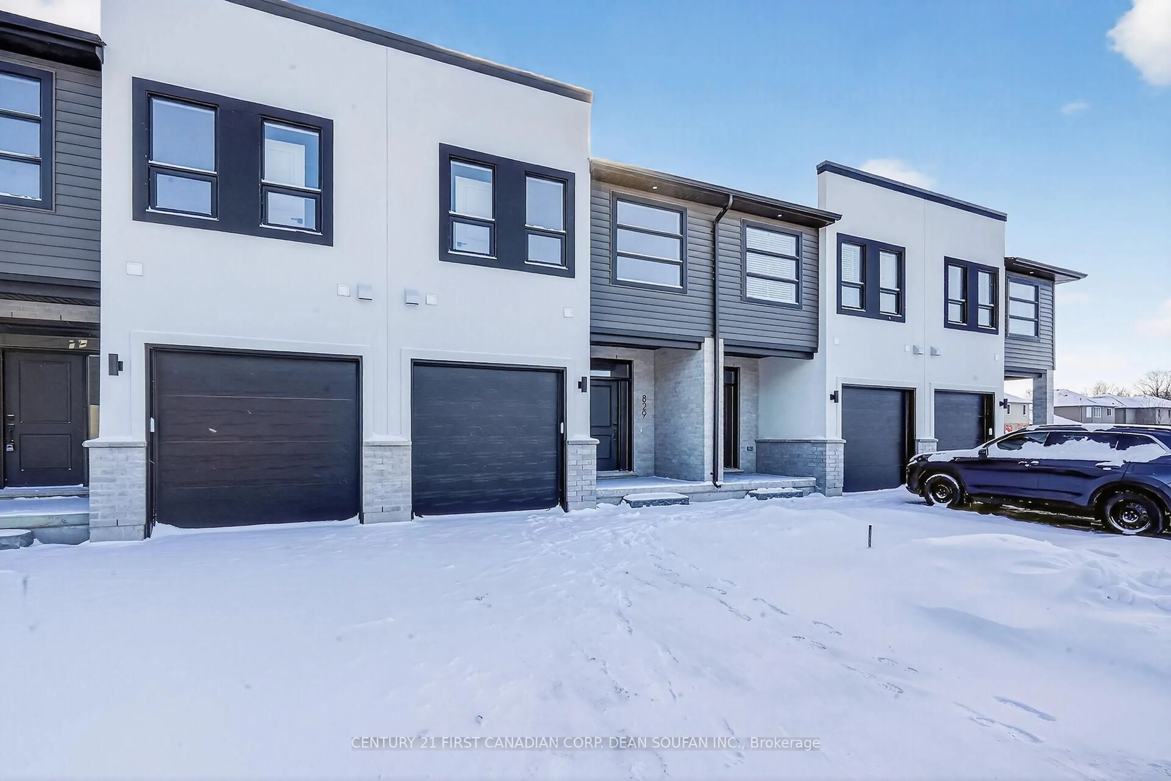 A pic from outside/outdoor area/front of a property/back of a property/a pic from drone, street for 829 Catalpa Sq, London North Ontario N6G 5B1