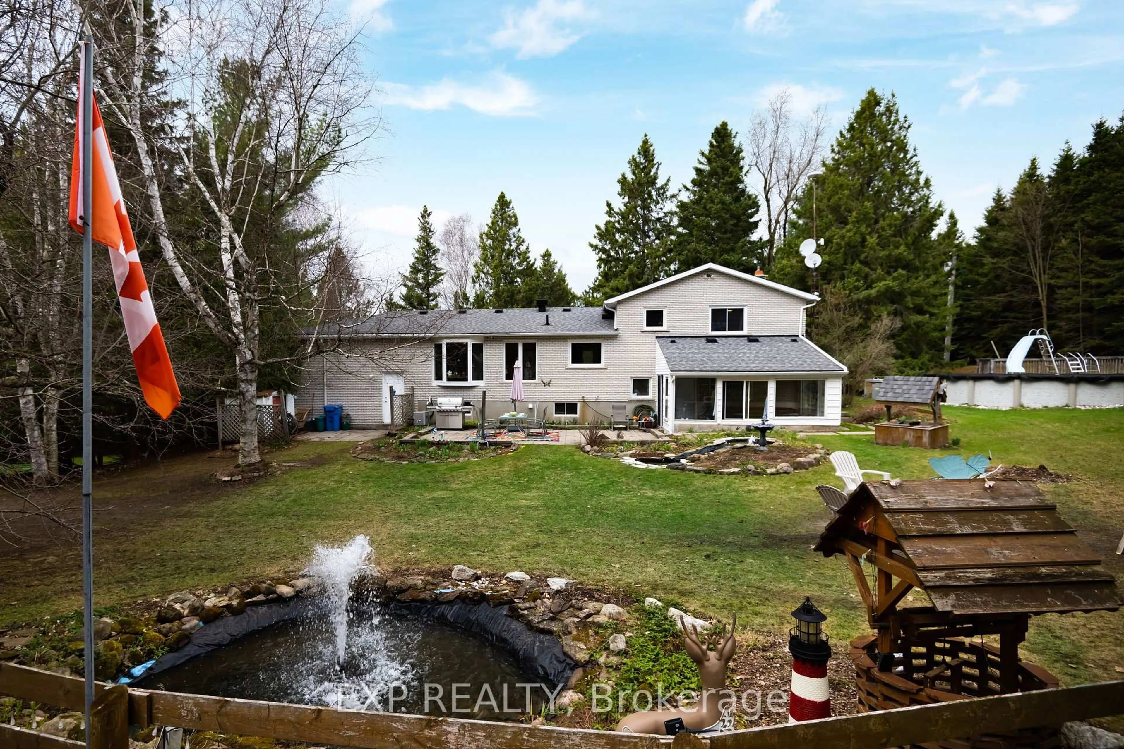 A pic from outside/outdoor area/front of a property/back of a property/a pic from drone, water/lake/river/ocean view for 506086 Highway 89 Highway, Mono Ontario L9V 1H7