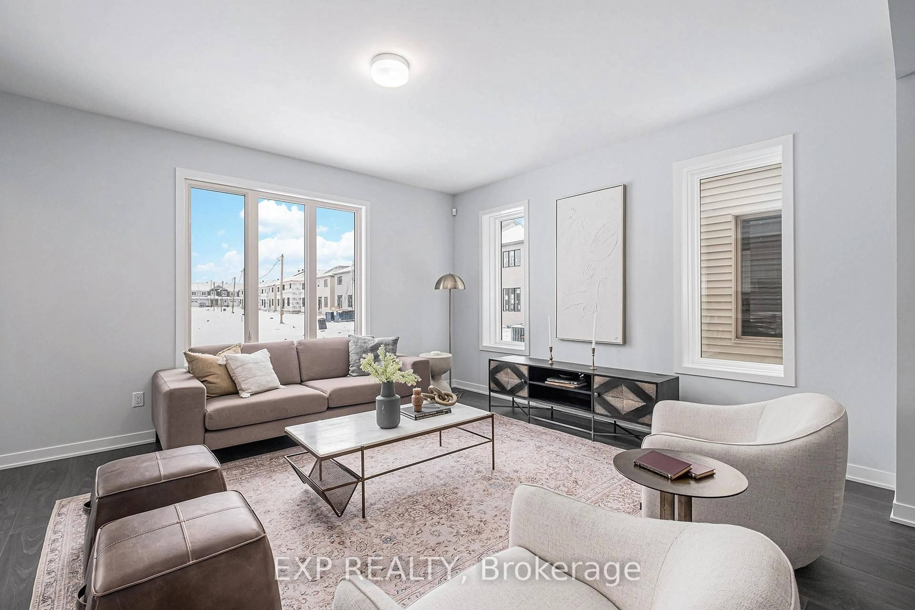 Living room with furniture, unknown for 1027 De Pencier Dr, North Grenville Ontario K2S 0P9