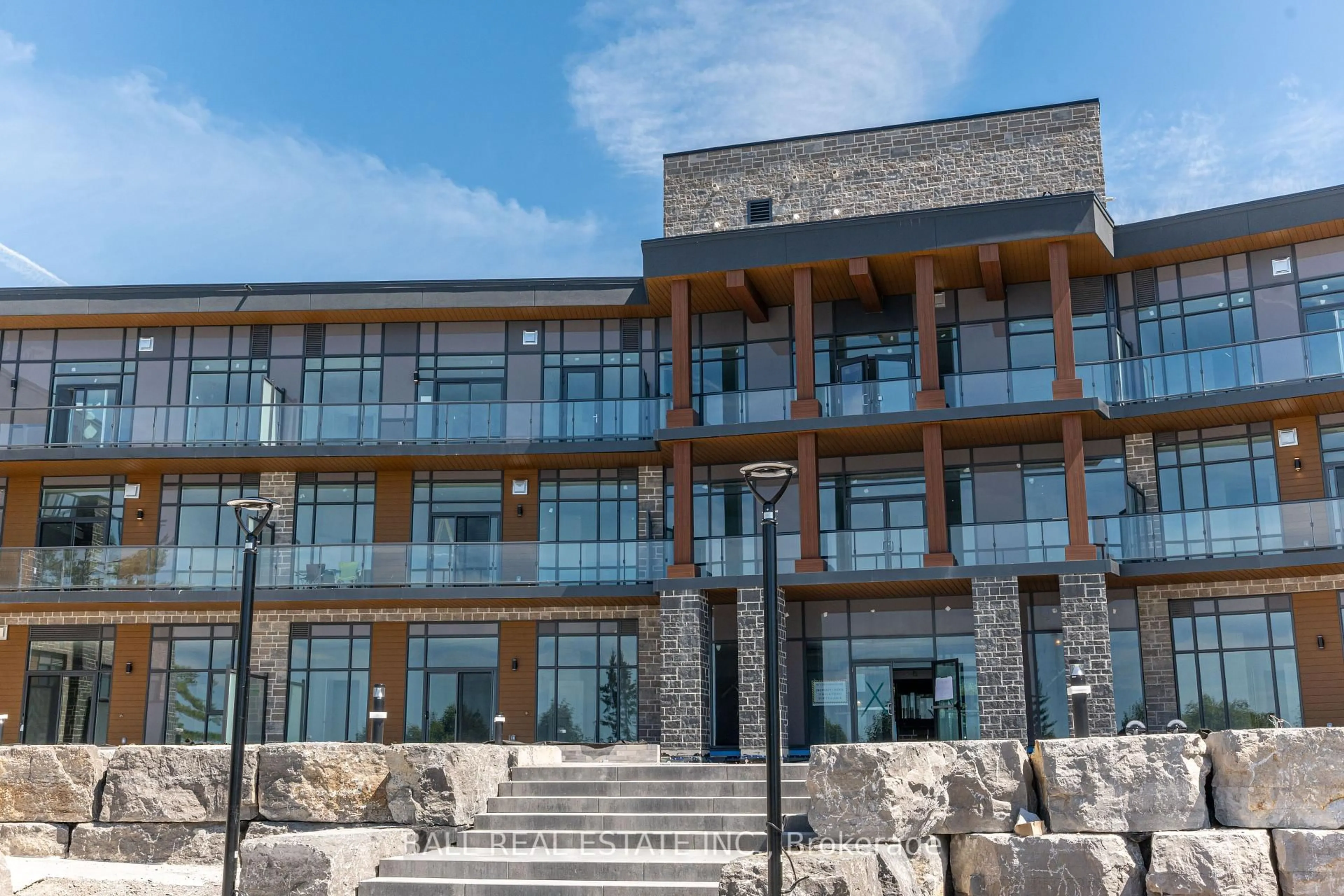 Unknown for 99 Louisa St #117, Kawartha Lakes Ontario K0M 1N0