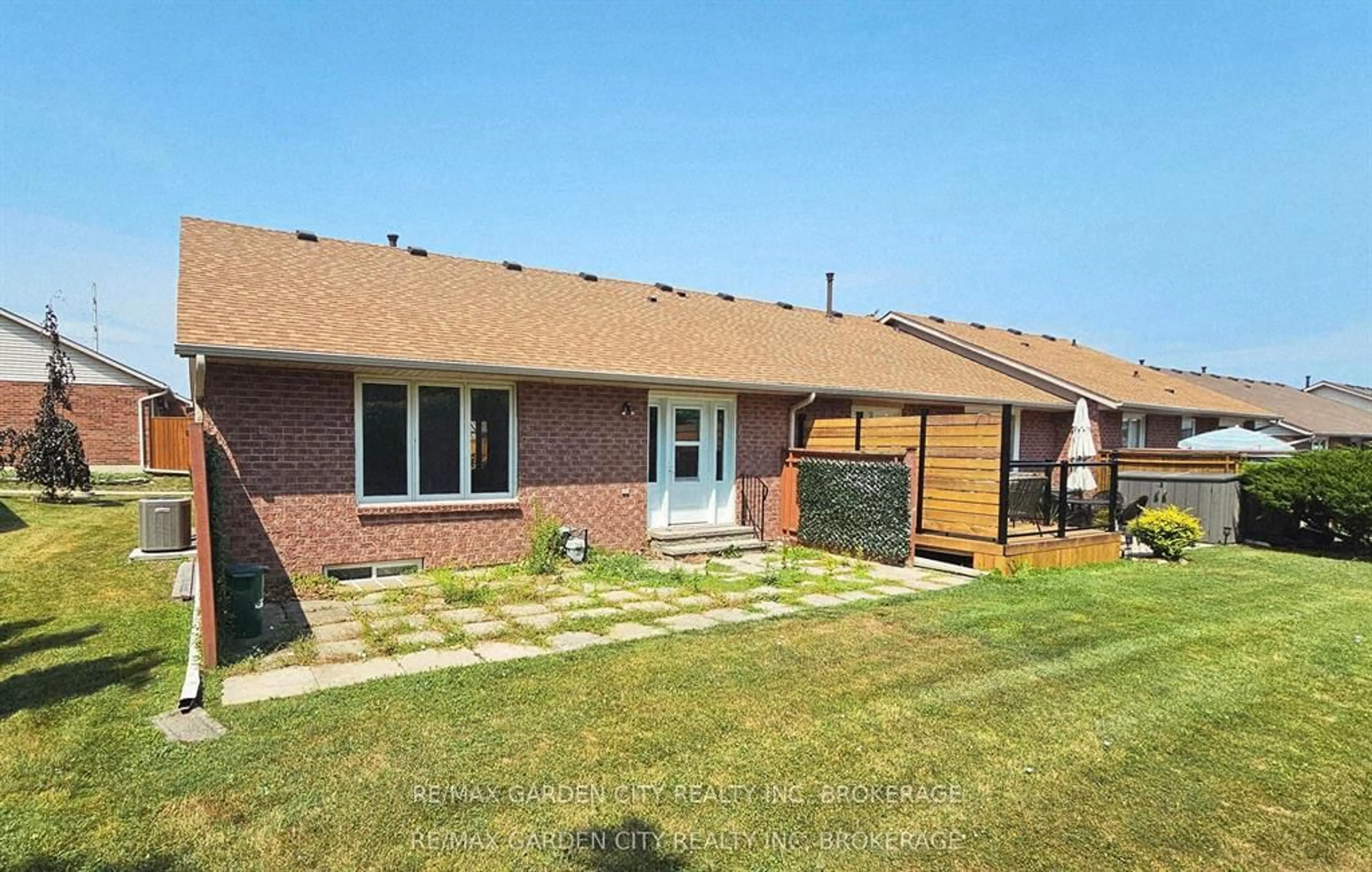 Unknown for 122 BUNTING Rd #45, St. Catharines Ontario L2P 3X7