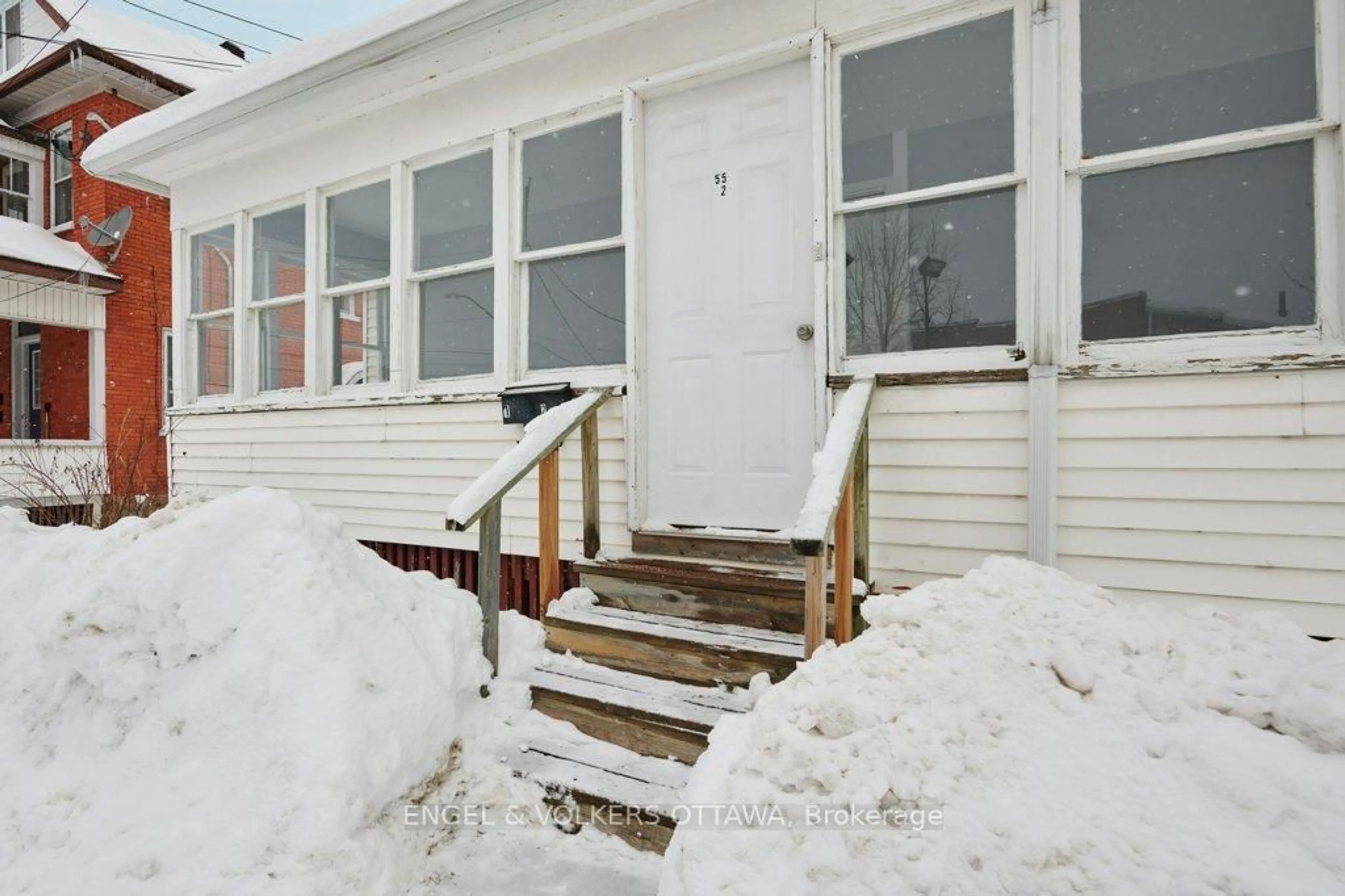 Unknown for 55 Ogden Ave, Smiths Falls Ontario K7A 2L9