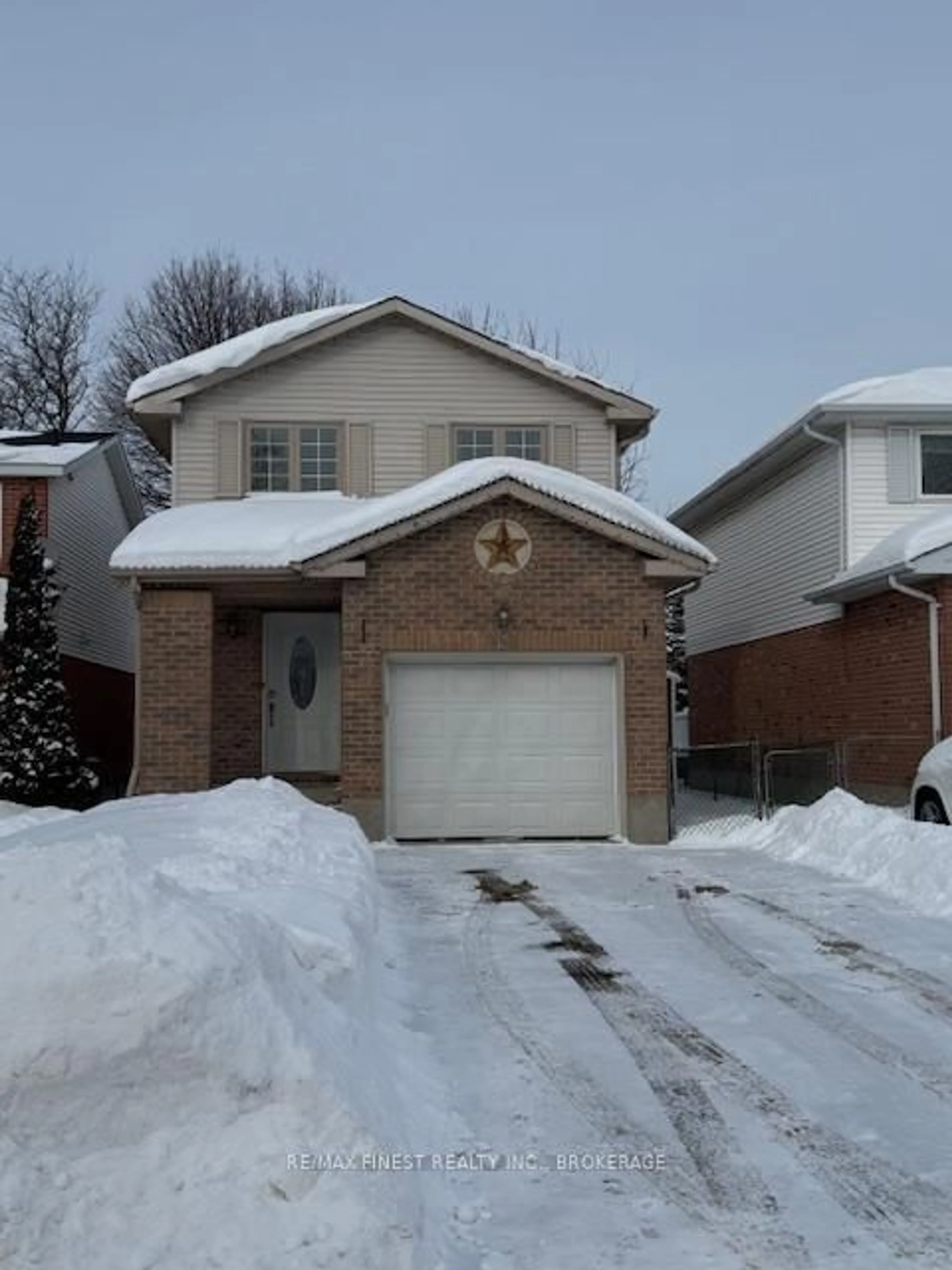 Home with brick exterior material, street for 936 Killarney Cres, Kingston Ontario K7M 8E1