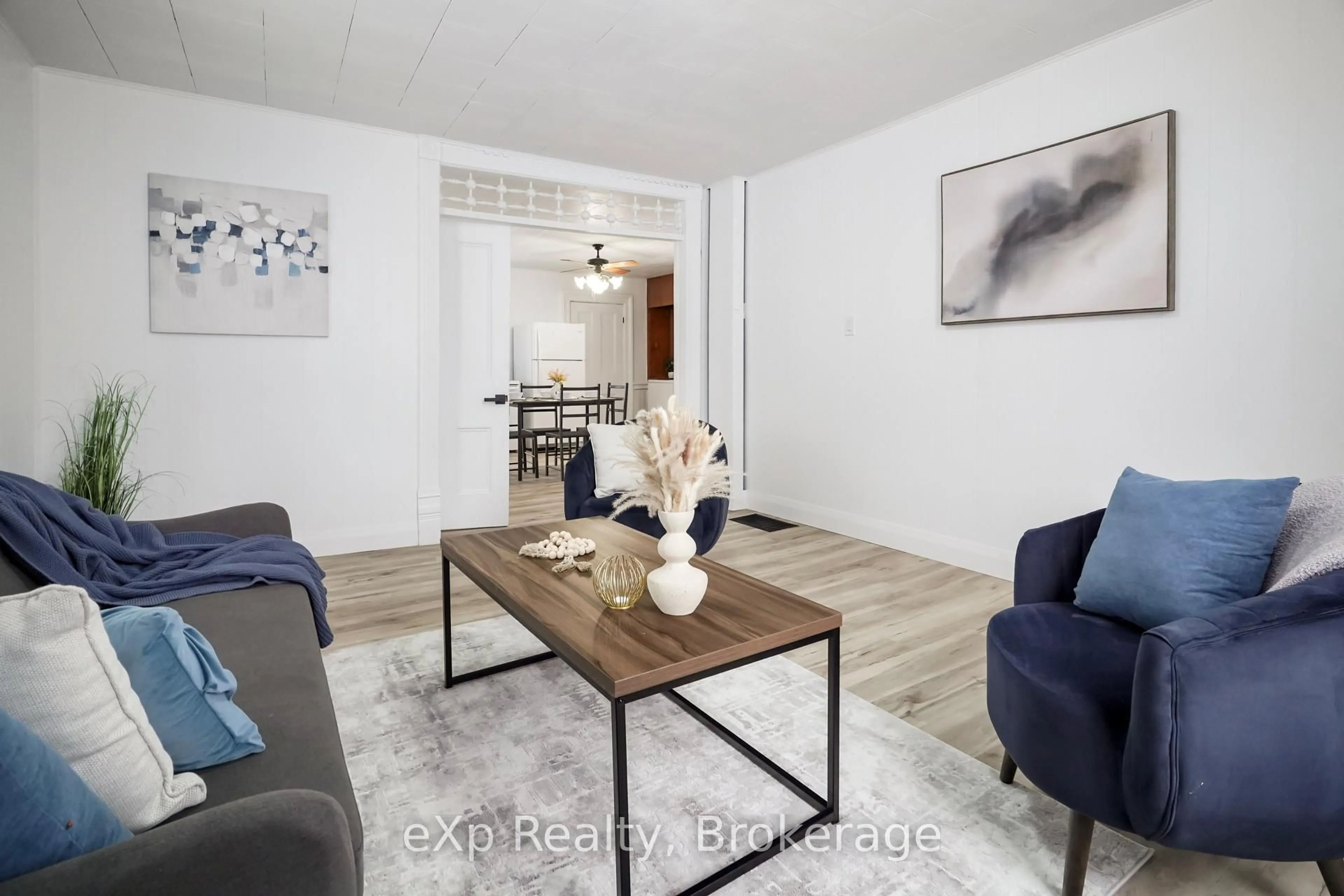 Living room with furniture, unknown for 25 Ann St, Minto Ontario N0G 1M0