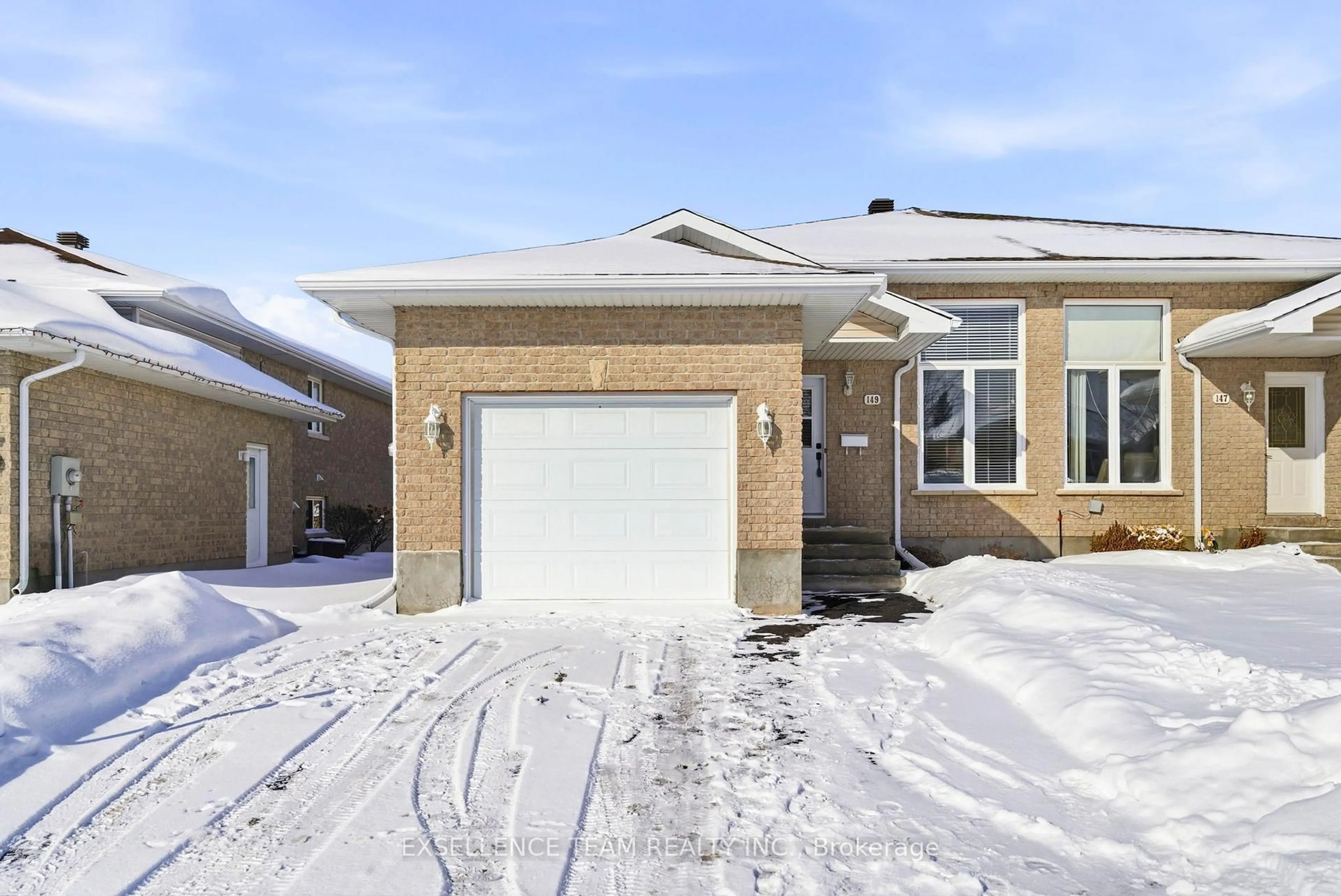 Home with brick exterior material, street for 149 Heritage Pl, Cornwall Ontario K6J 5V6