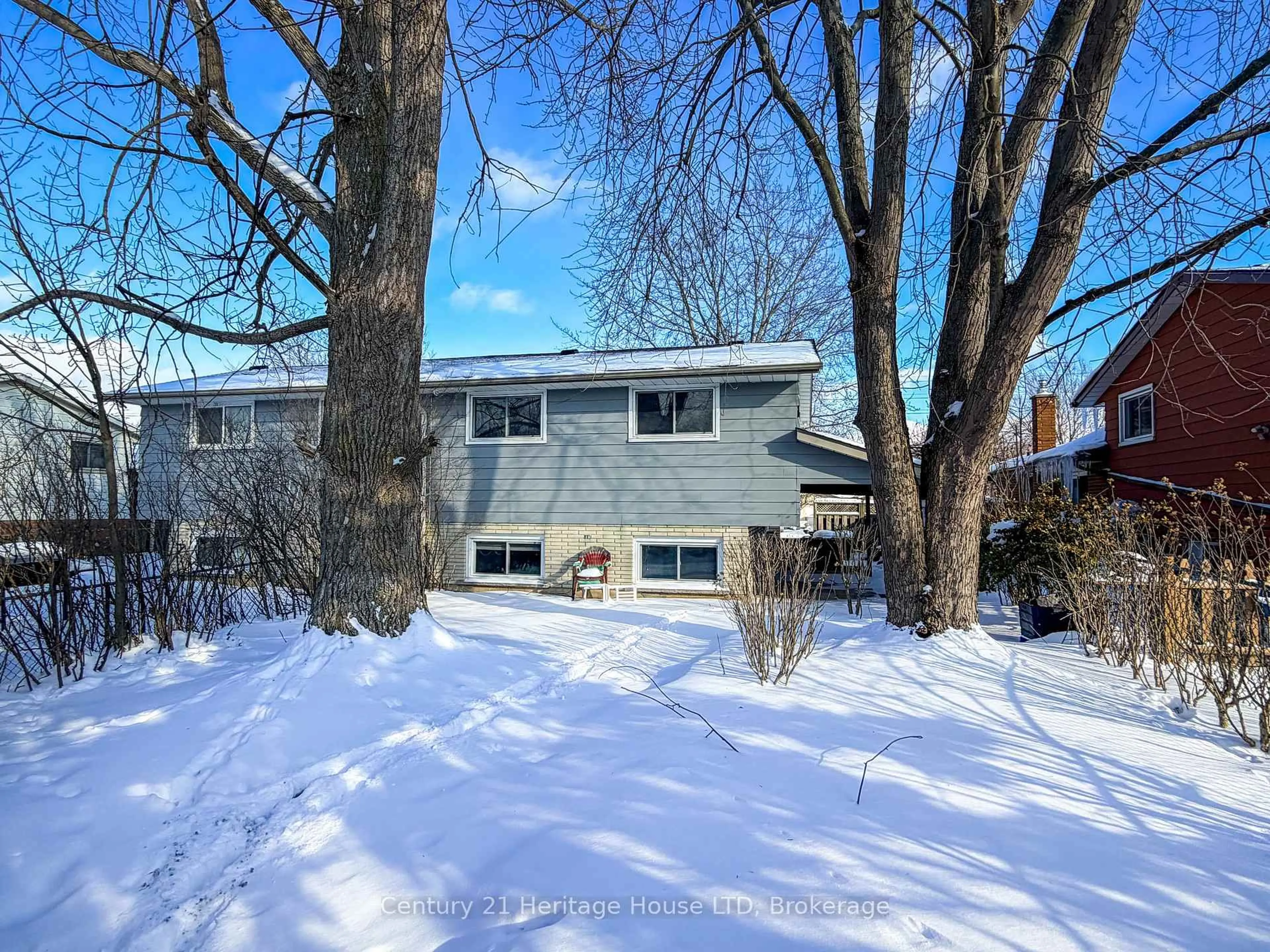 Unknown for 387 First Ave, Welland Ontario L3C 5R3