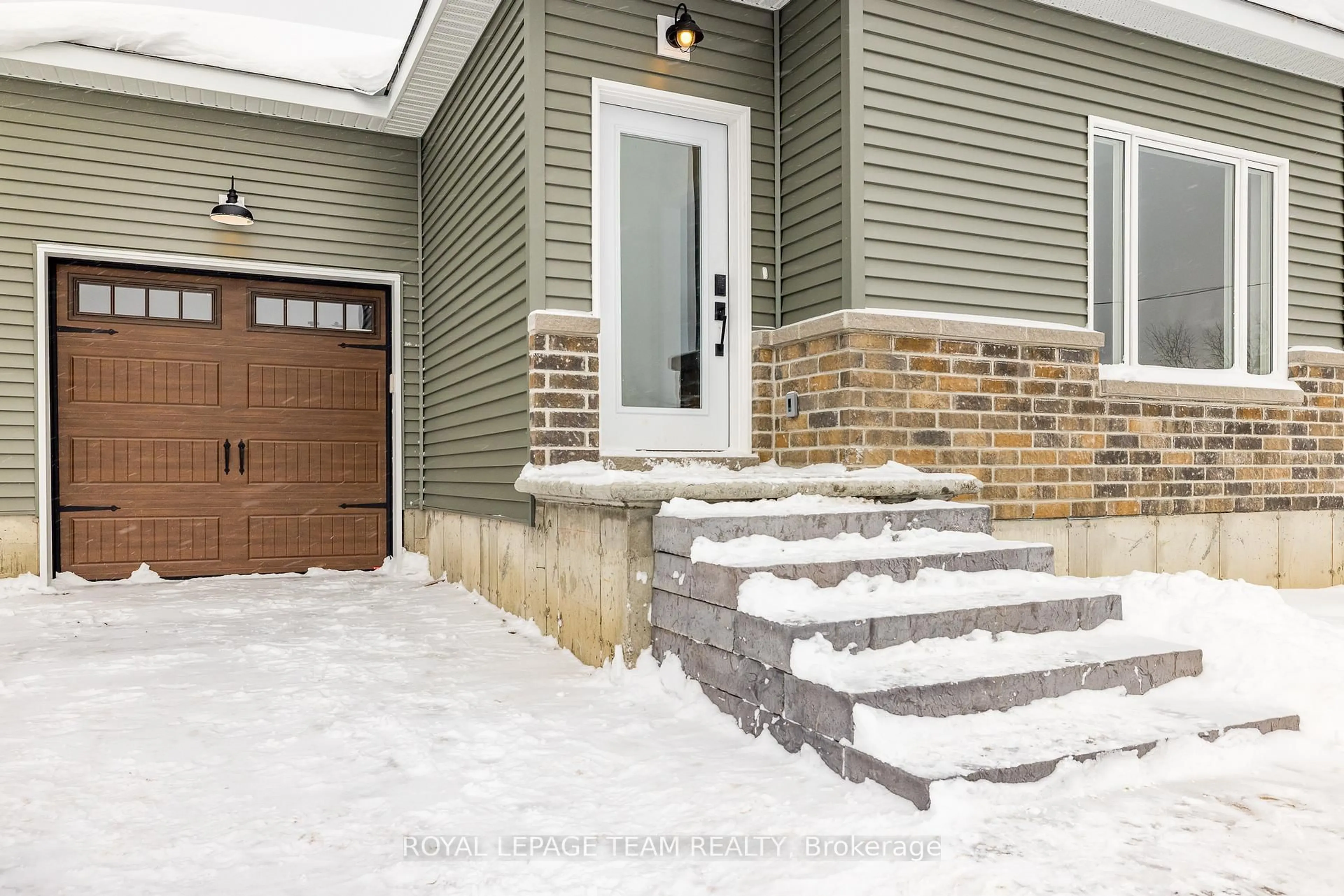 Unknown for 99 Alma St, North Grenville Ontario K0G 1J0