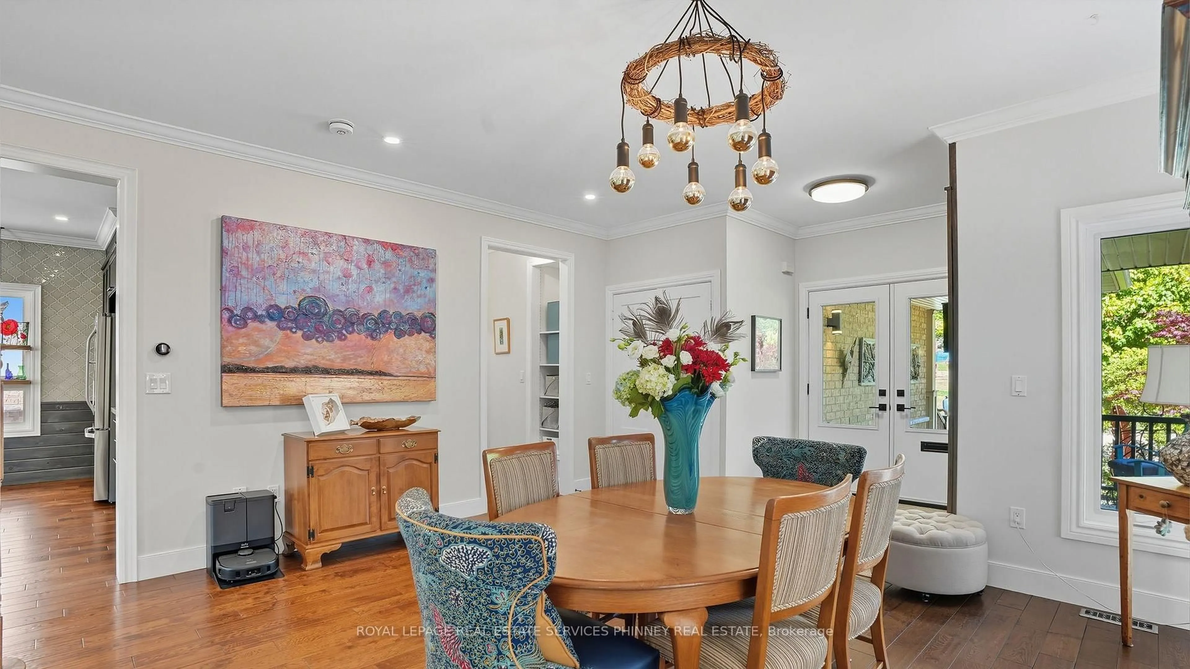 Dining room, unknown for 47 Livingstone Dr, Hamilton Ontario L9H 7S4