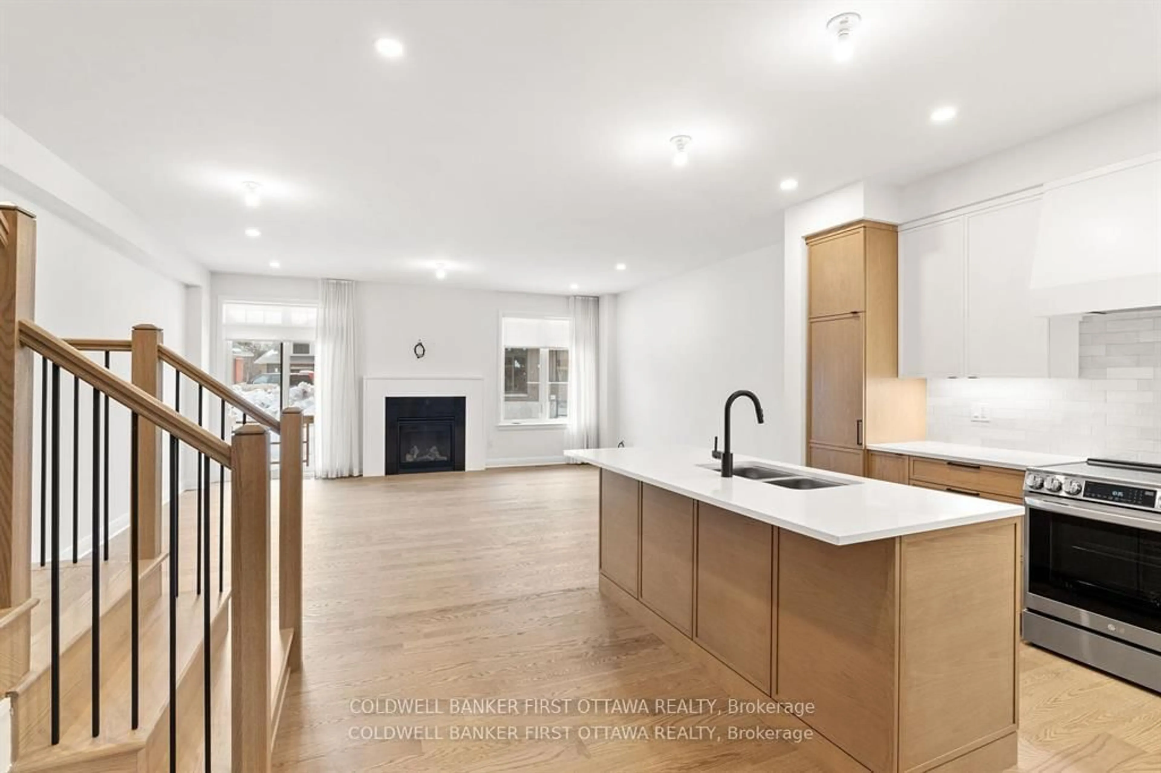 Open concept kitchen, unknown for 61 TROTMAN St, Carleton Place Ontario K7C 0J8