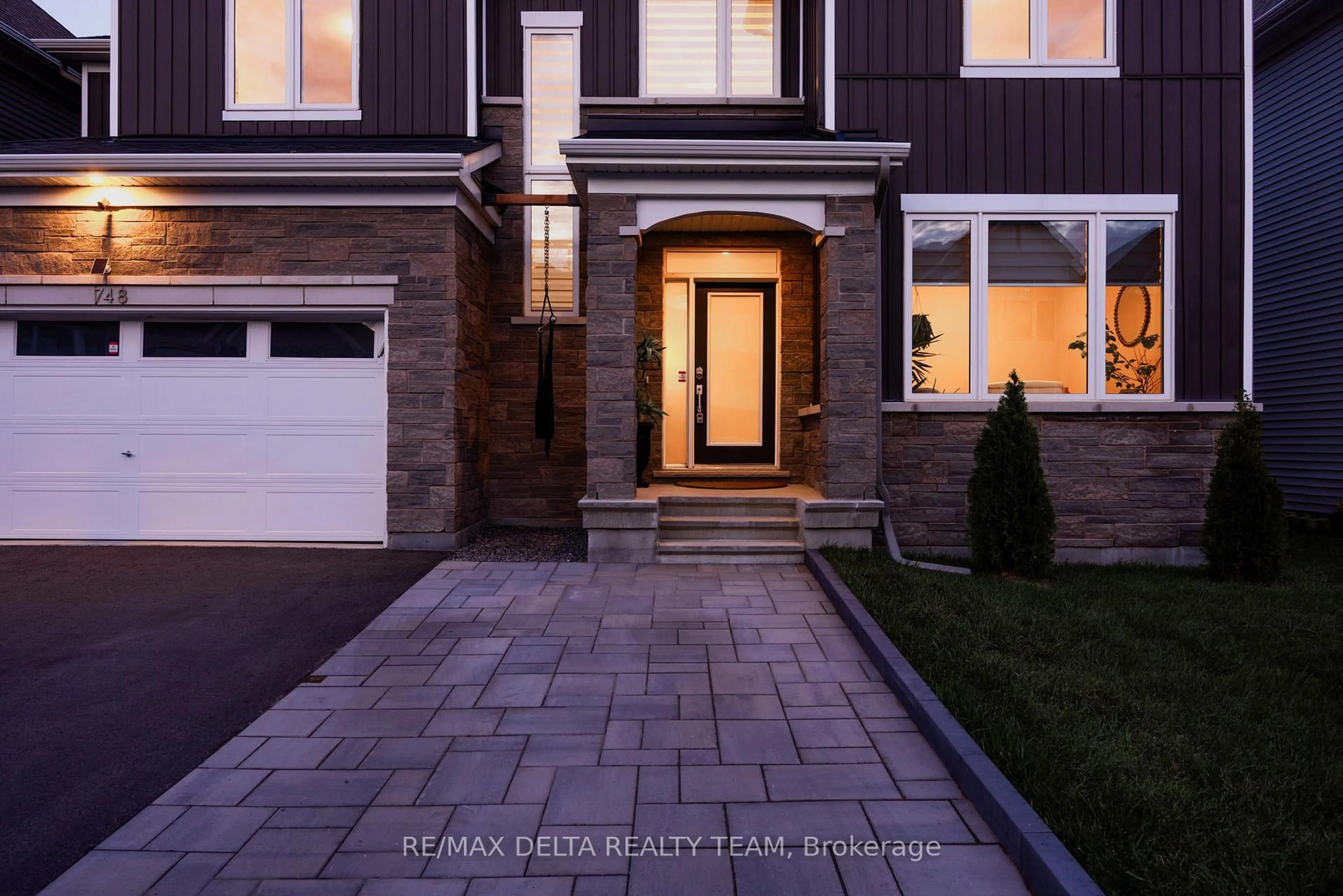 Home with brick exterior material, street for 748 Vennecy Terr, Ottawa Ontario K1W 1H2