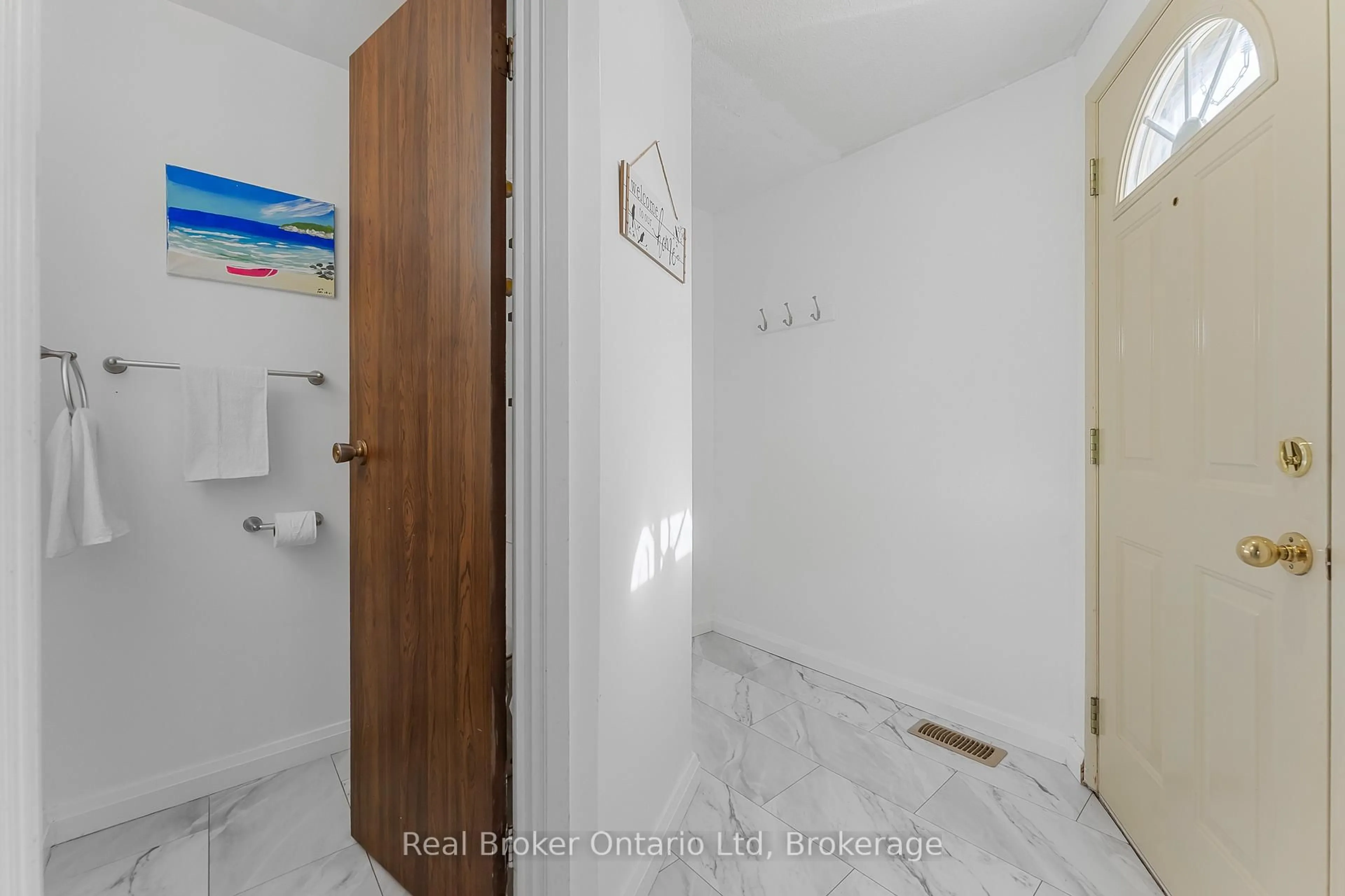 Unknown for 5982 Dunn St #8, Niagara Falls Ontario L2G 7J9