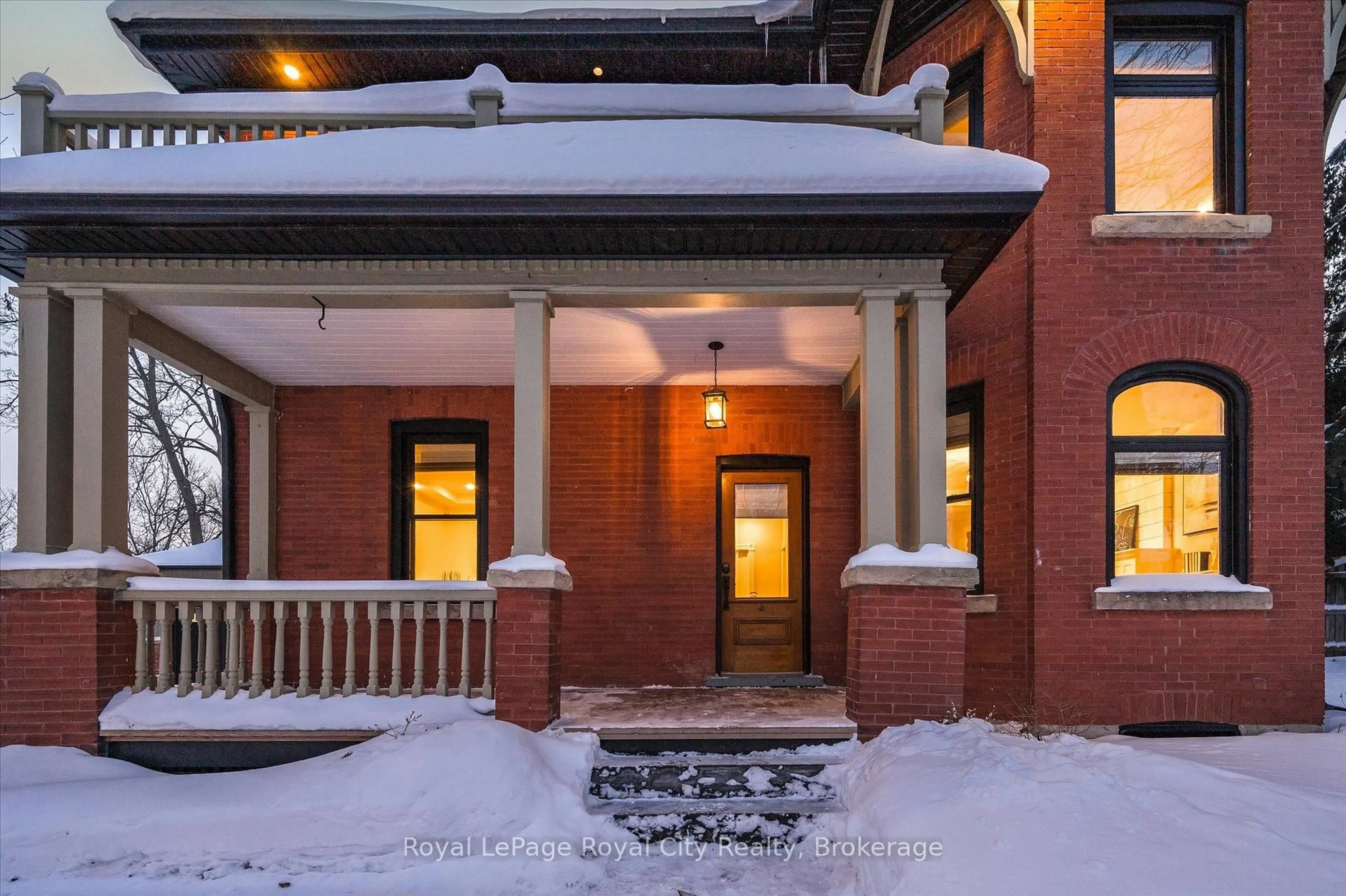 Unknown for 292 Geddes St, Centre Wellington Ontario N0B 1S0