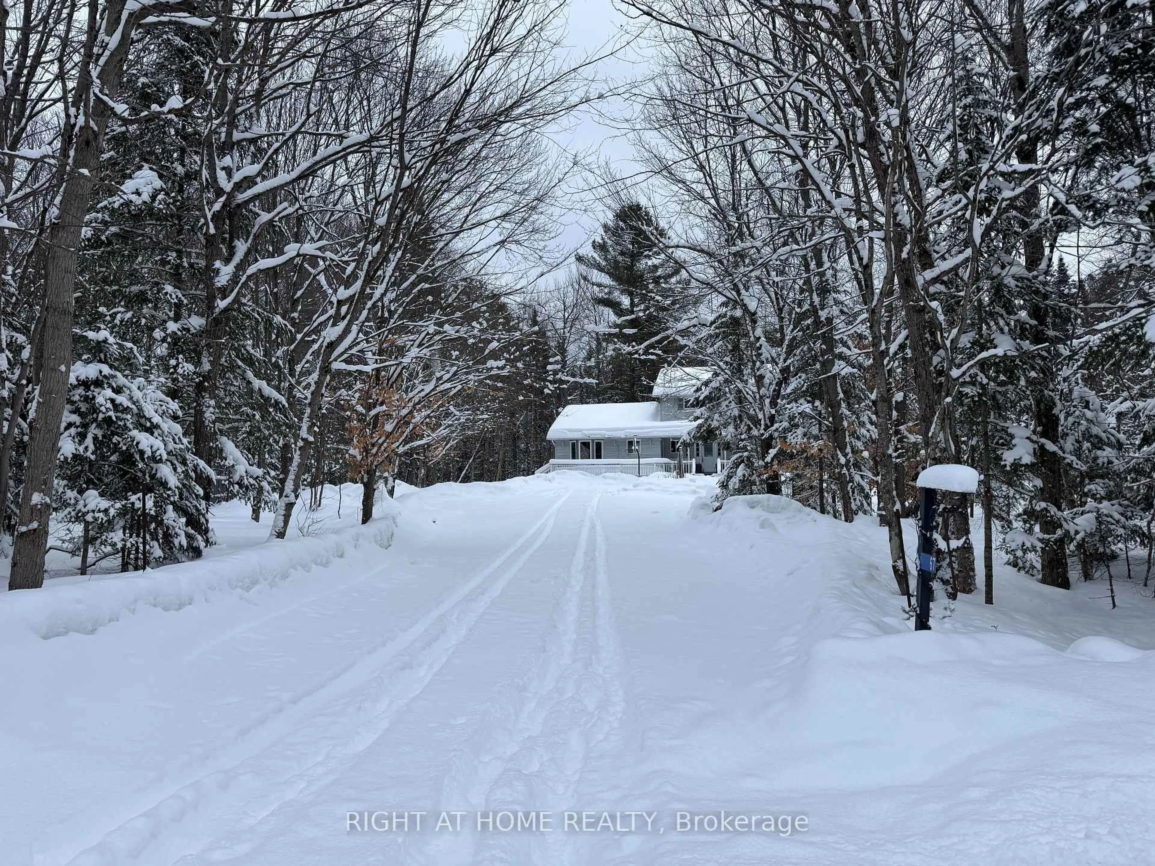 Unknown for 67 Bridgedale Cres, Huntsville Ontario P0B 1L0