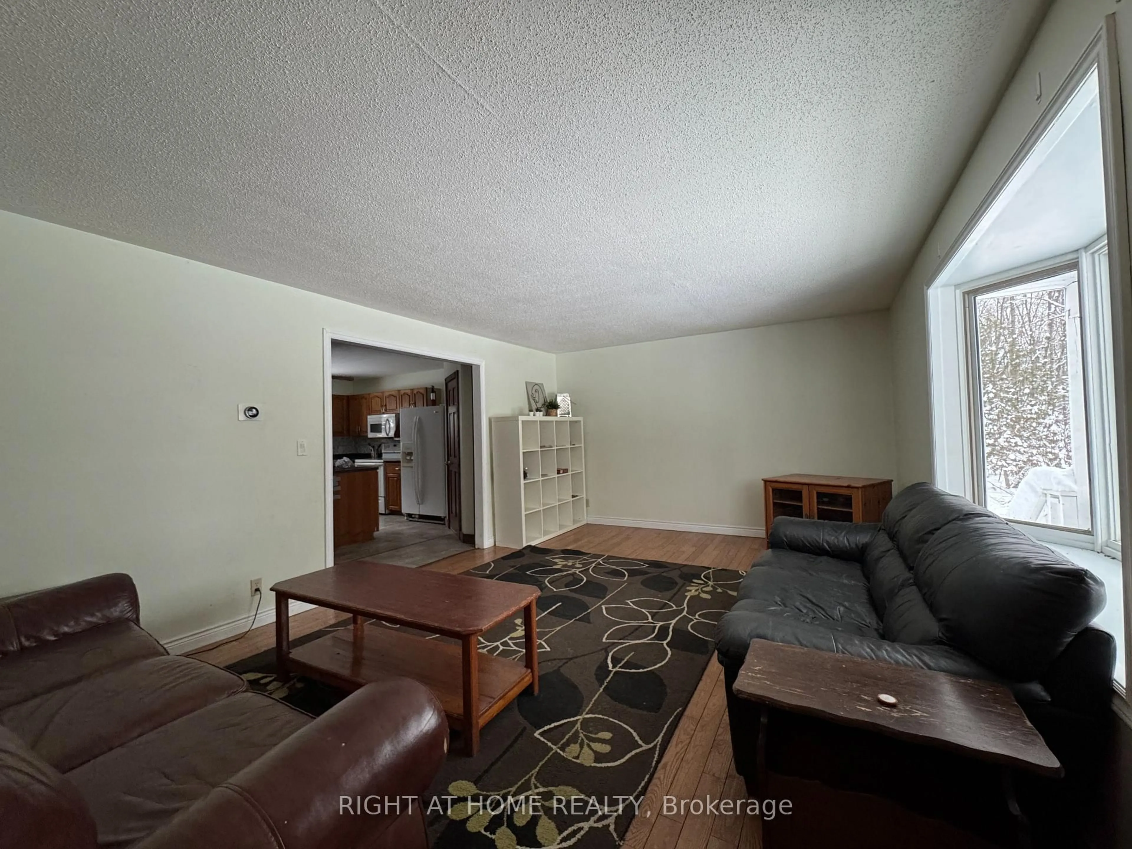 A pic of a room for 67 Bridgedale Cres, Huntsville Ontario P0B 1L0