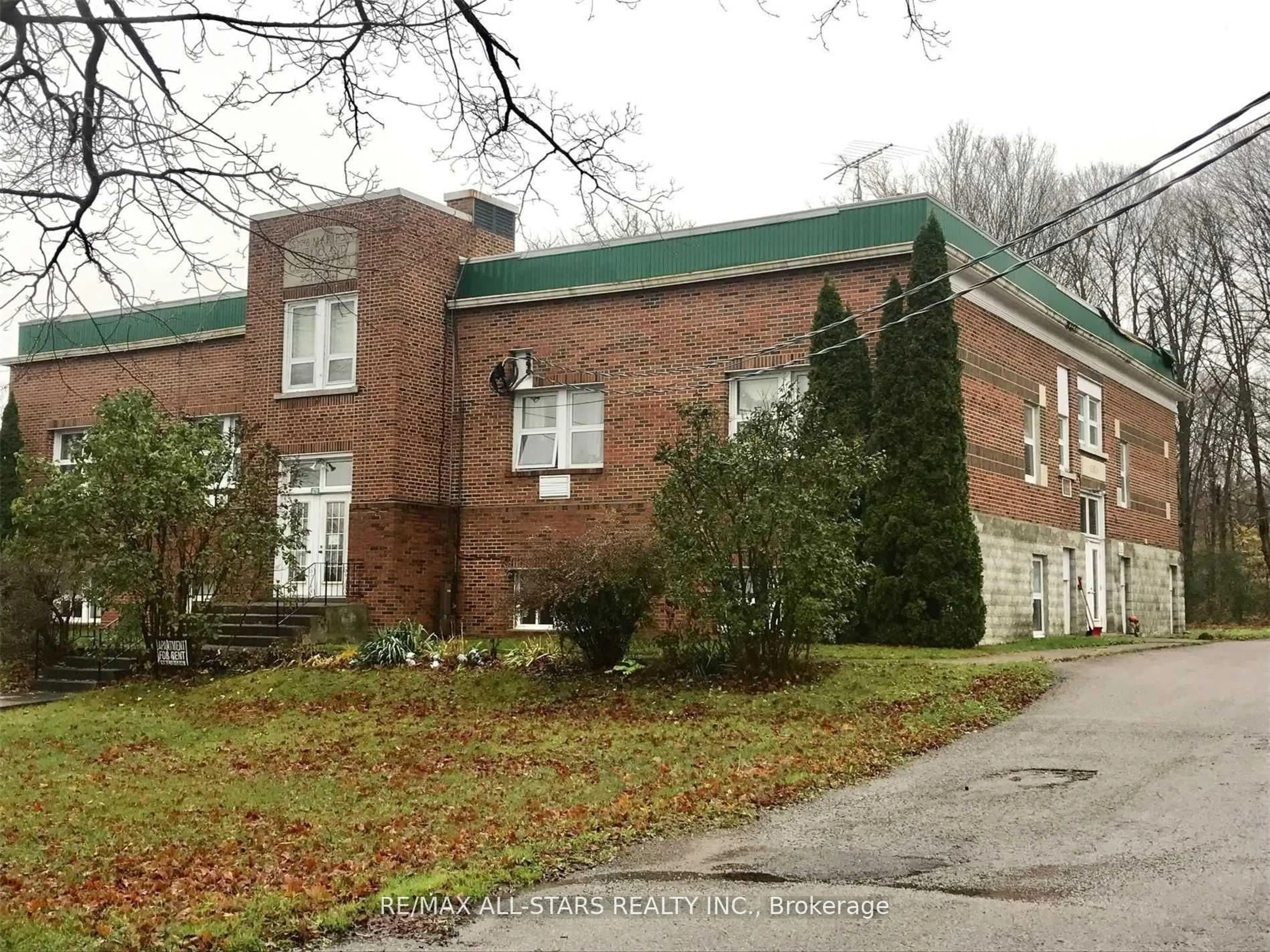 Home with brick exterior material, building for 479 Eldon Rd, Kawartha Lakes Ontario K0M 2M0