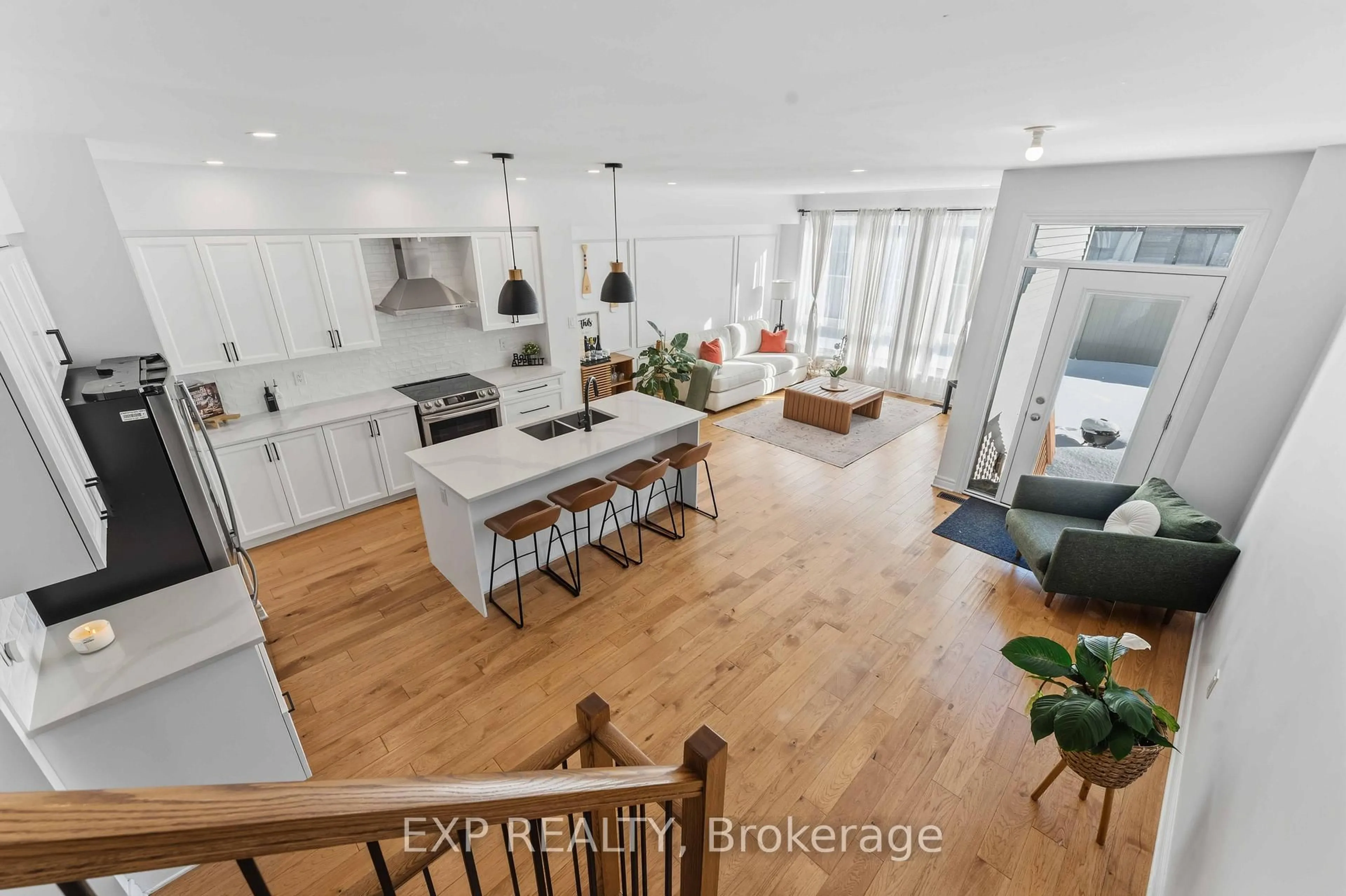 Open concept kitchen, unknown for 838 Clapham Terr, Ottawa Ontario K2S 2N8