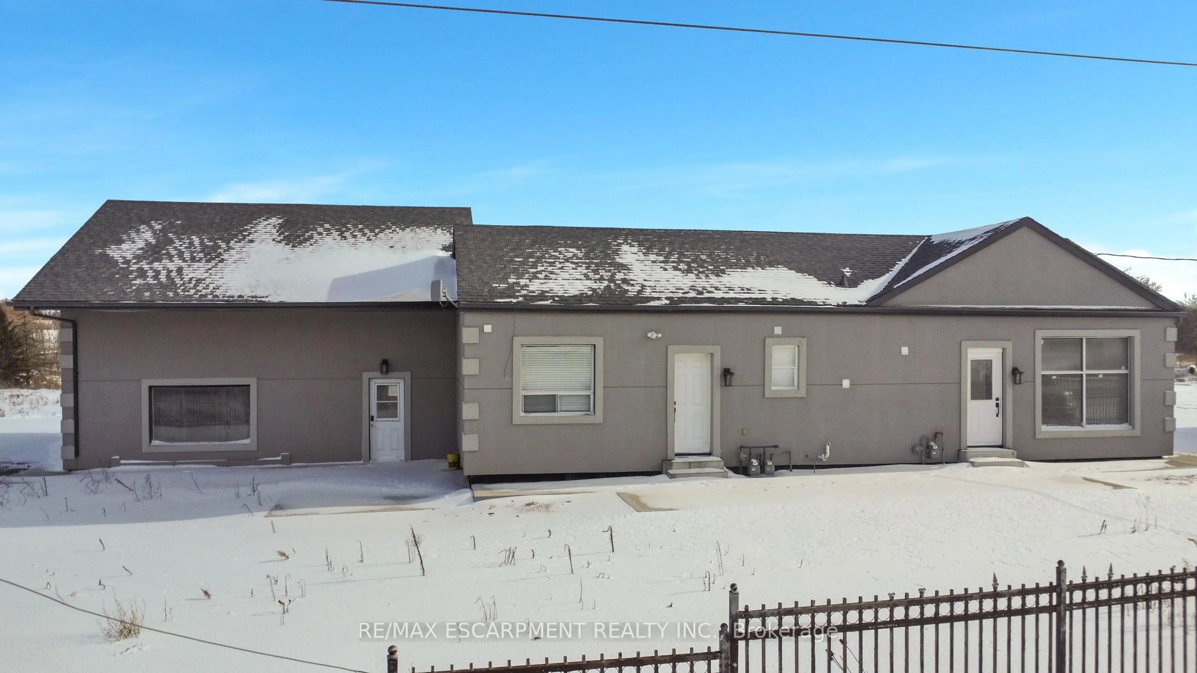 A pic from outside/outdoor area/front of a property/back of a property/a pic from drone, unknown for 4049 6 Highway, Hamilton Ontario L0R 1W0