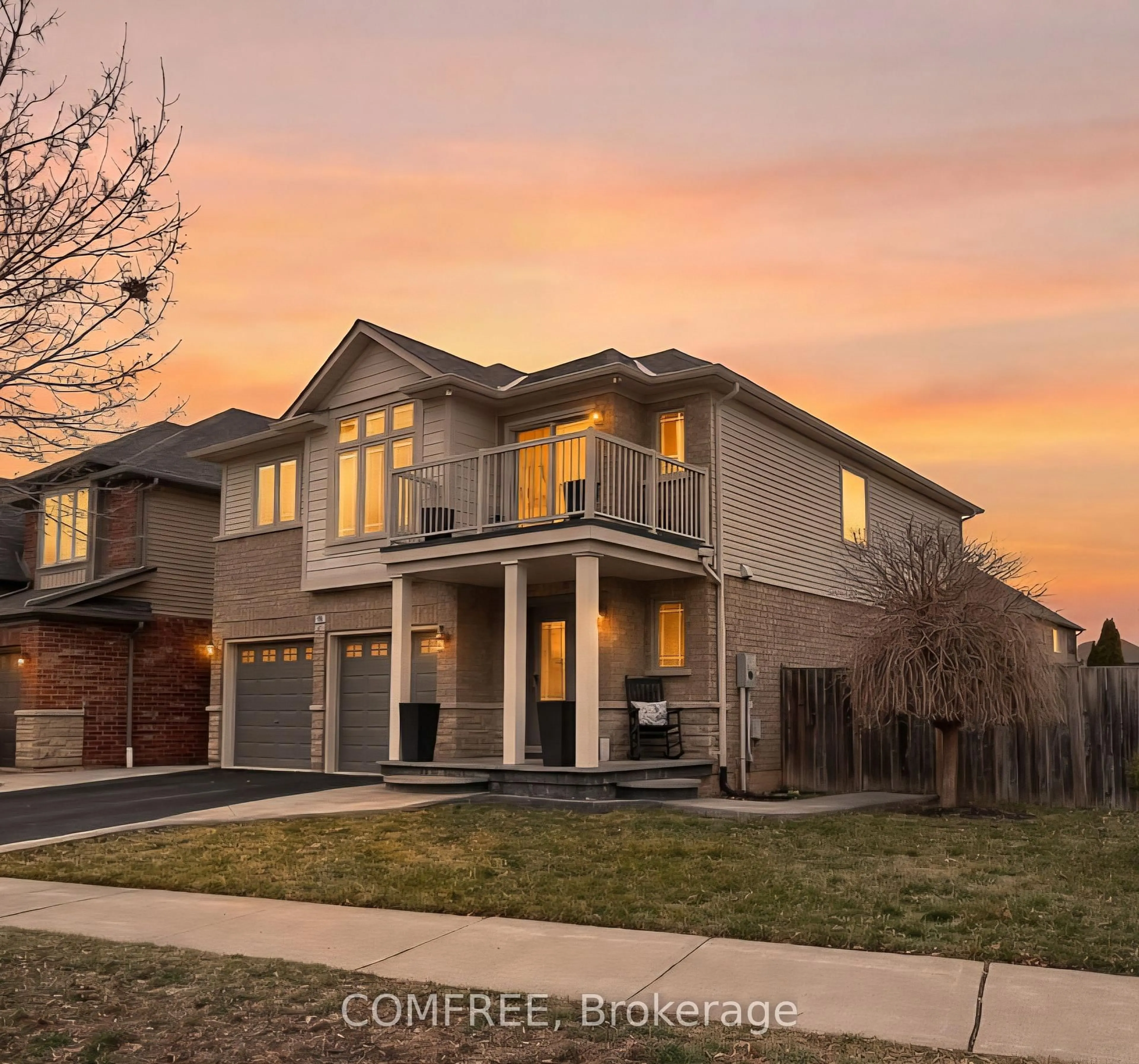 Home with brick exterior material, street for 61 Evergreens Dr, Grimsby Ontario L3M 0A9